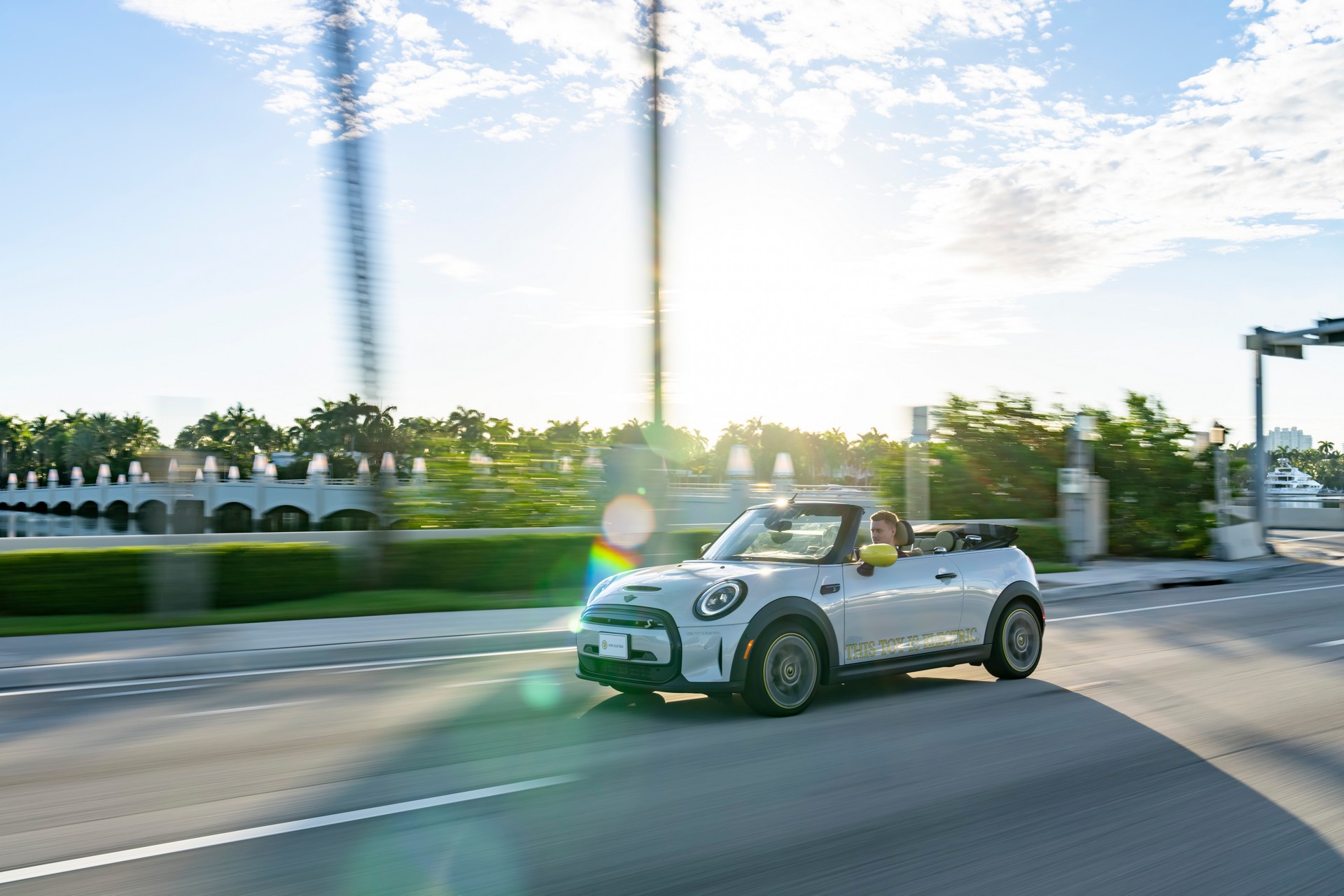 Mini Cooper SE Convertible Is A One-Off EV Built For Enthusiasts