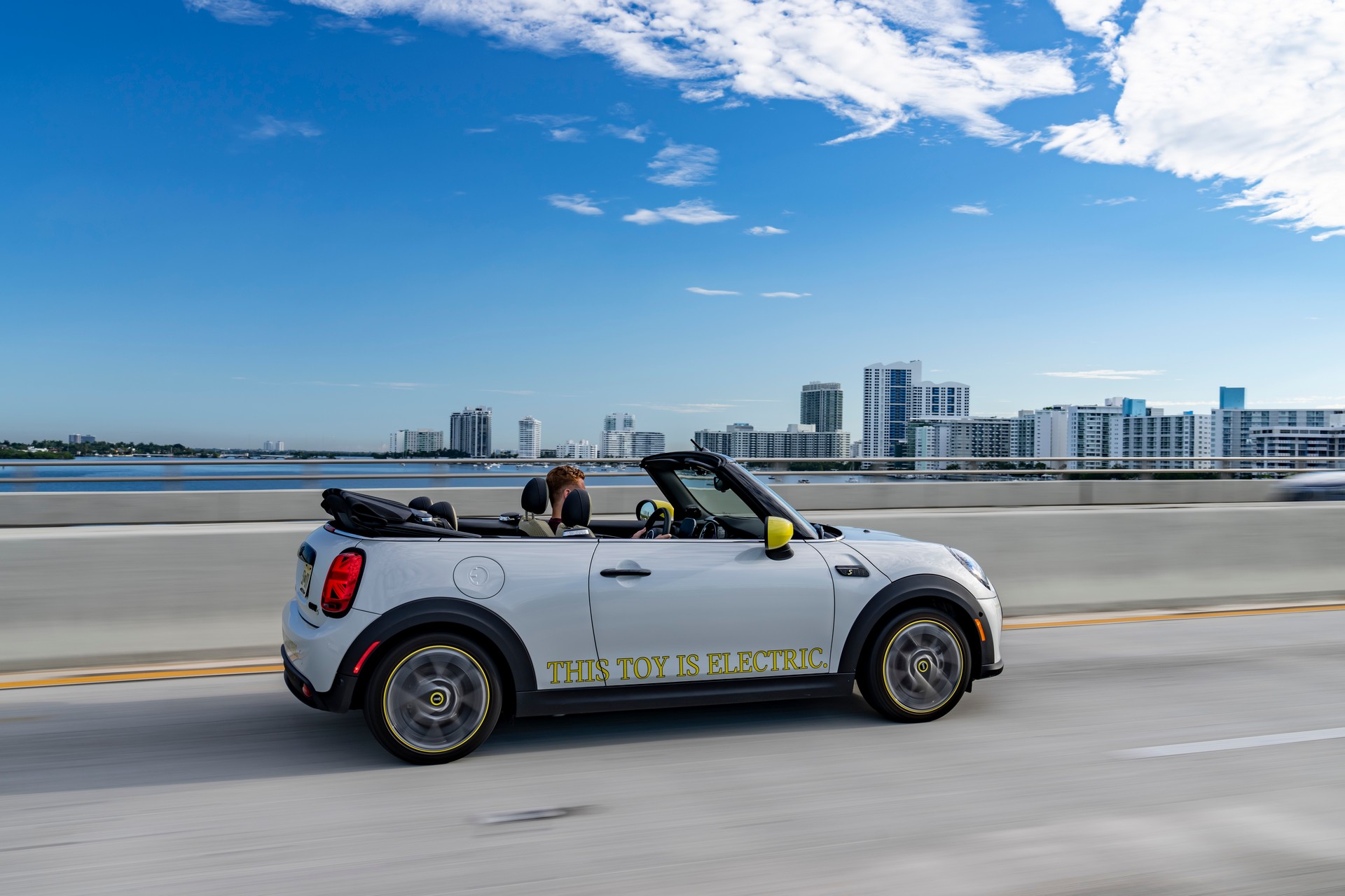 Mini Cooper SE Convertible Is A One-Off EV Built For Enthusiasts