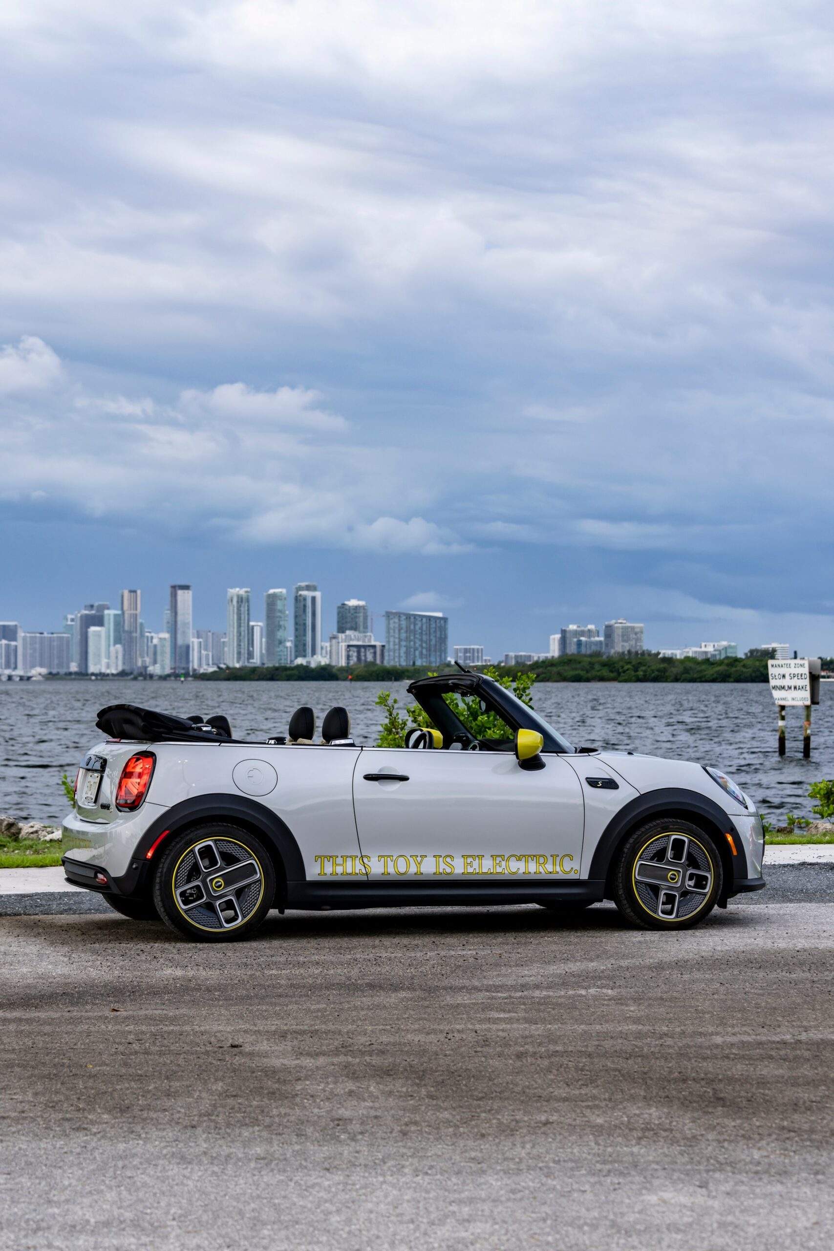 Mini Cooper SE Convertible Is A One-Off EV Built For Enthusiasts