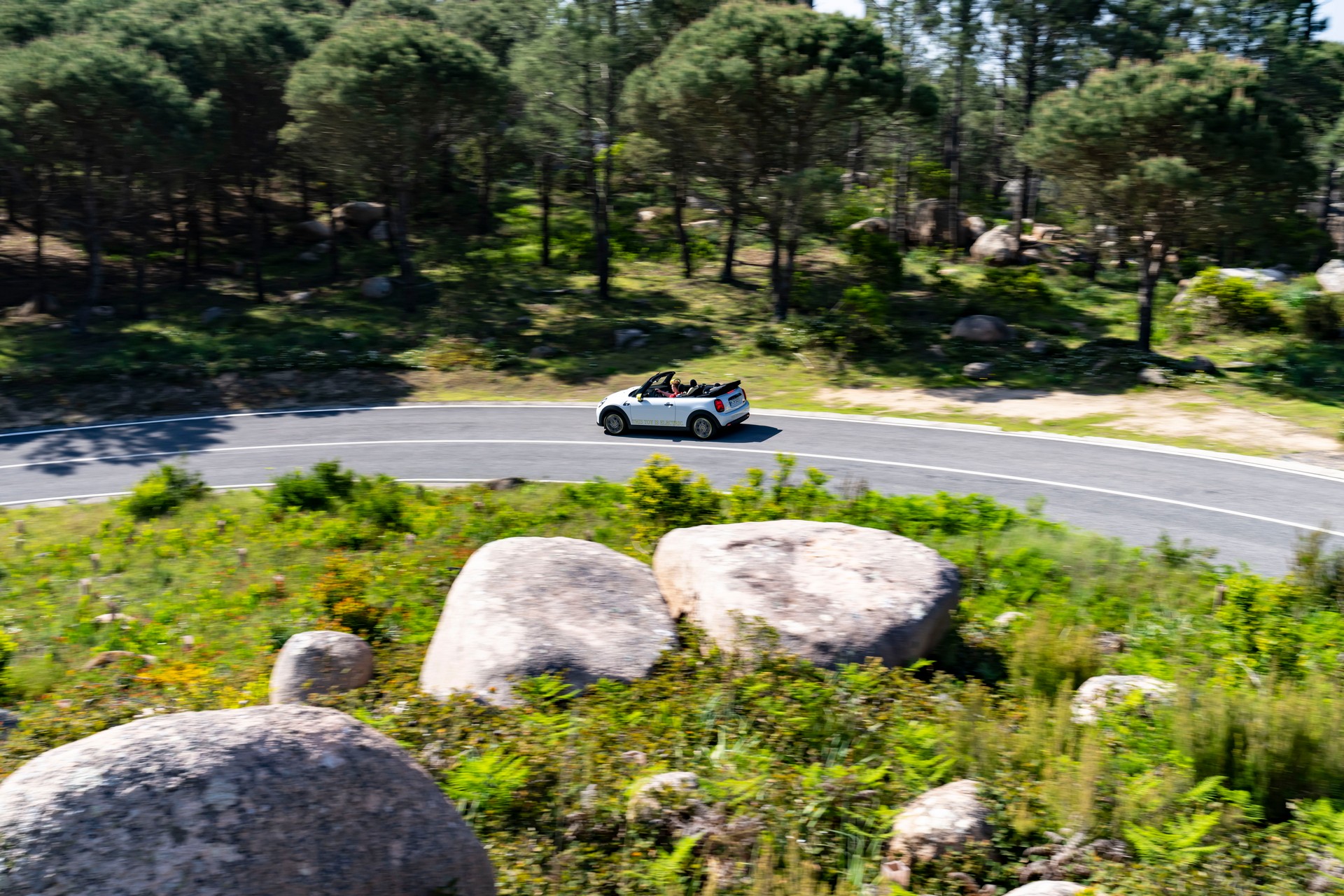 Mini Cooper SE Convertible Is A One-Off EV Built For Enthusiasts