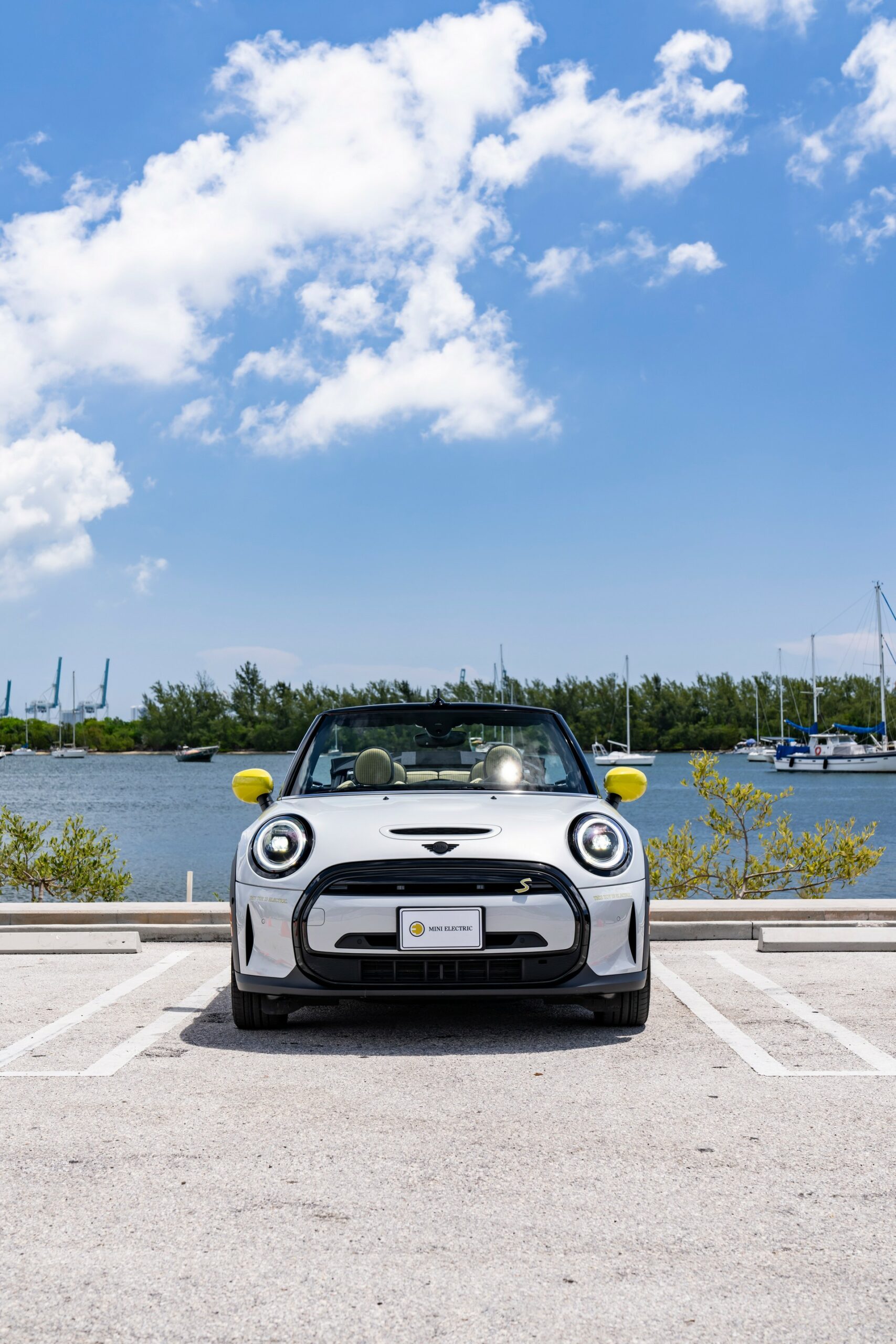Mini Cooper SE Convertible Is A One-Off EV Built For Enthusiasts