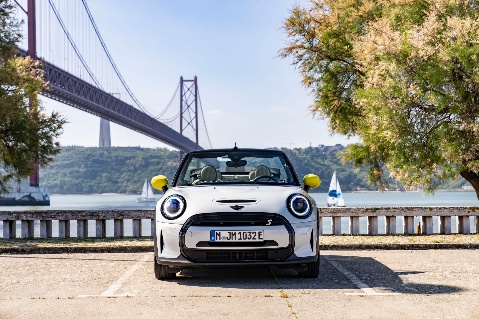 Mini Cooper SE Convertible Is A One-Off EV Built For Enthusiasts