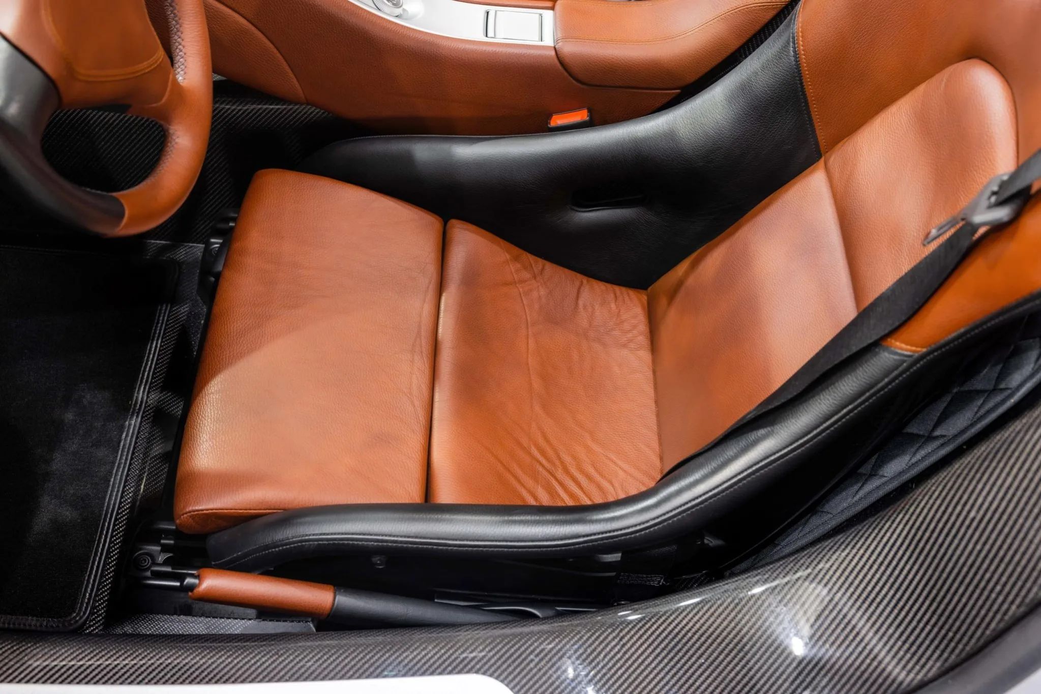 Yet Another Low-Mileage Porsche Carrera GT Has Hit The Market