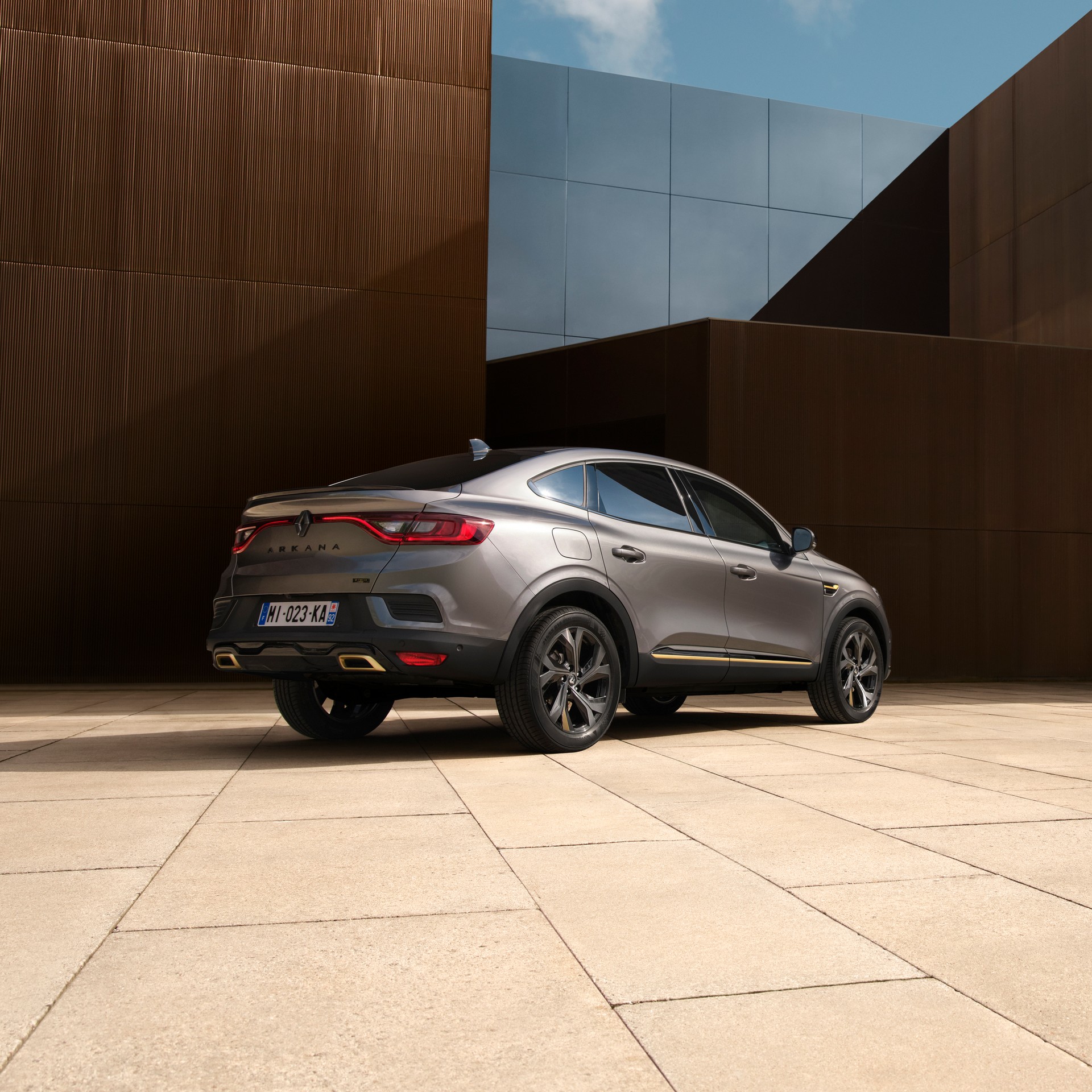 Renault Updates 2022 Arkana Range While Clio And Captur Get E-Tech Variants