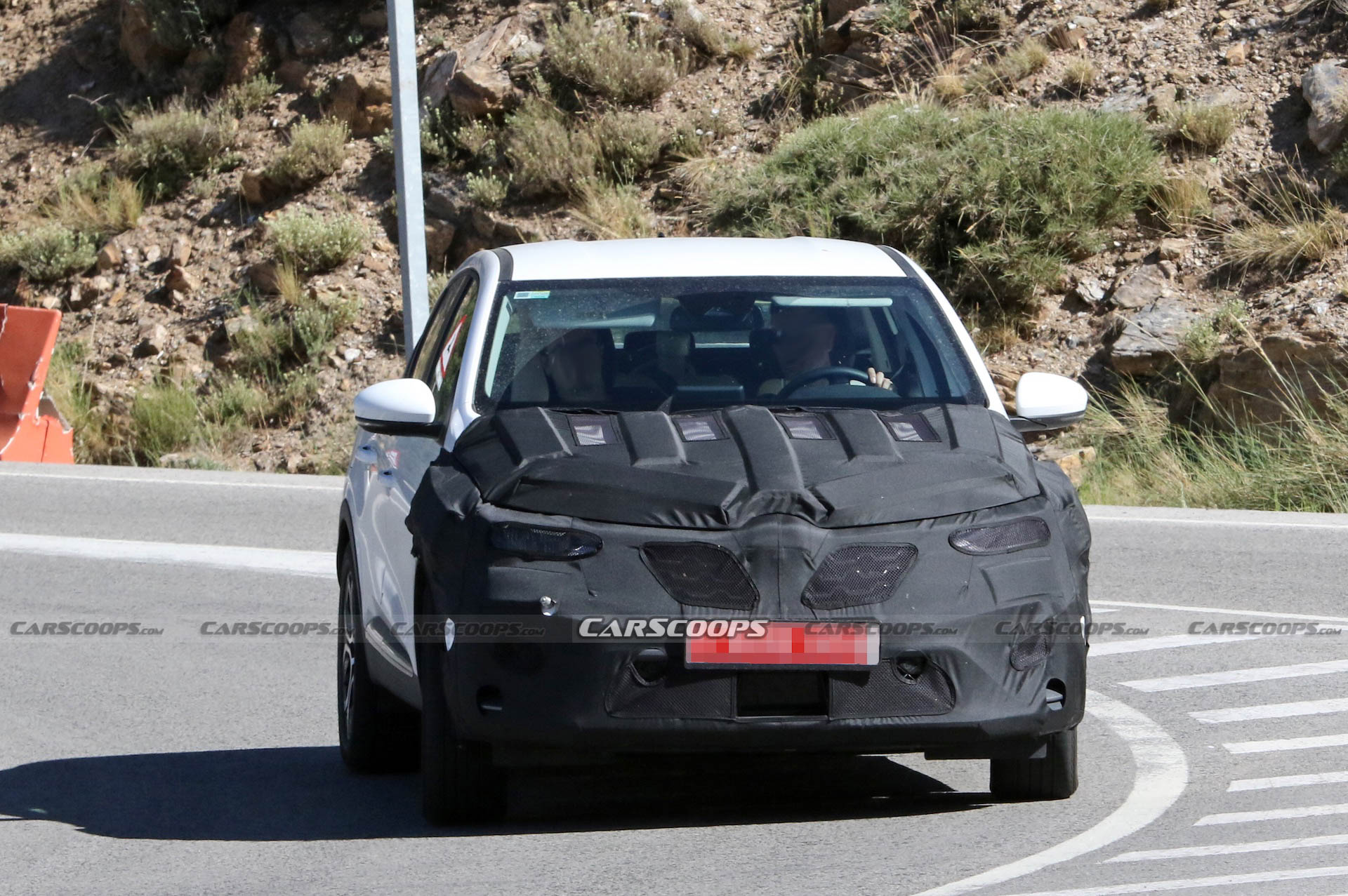 The Renault Arkana Is Getting A Facelift Now That Everyone Has Jumped On The Coupe-Crossover Bandwagon