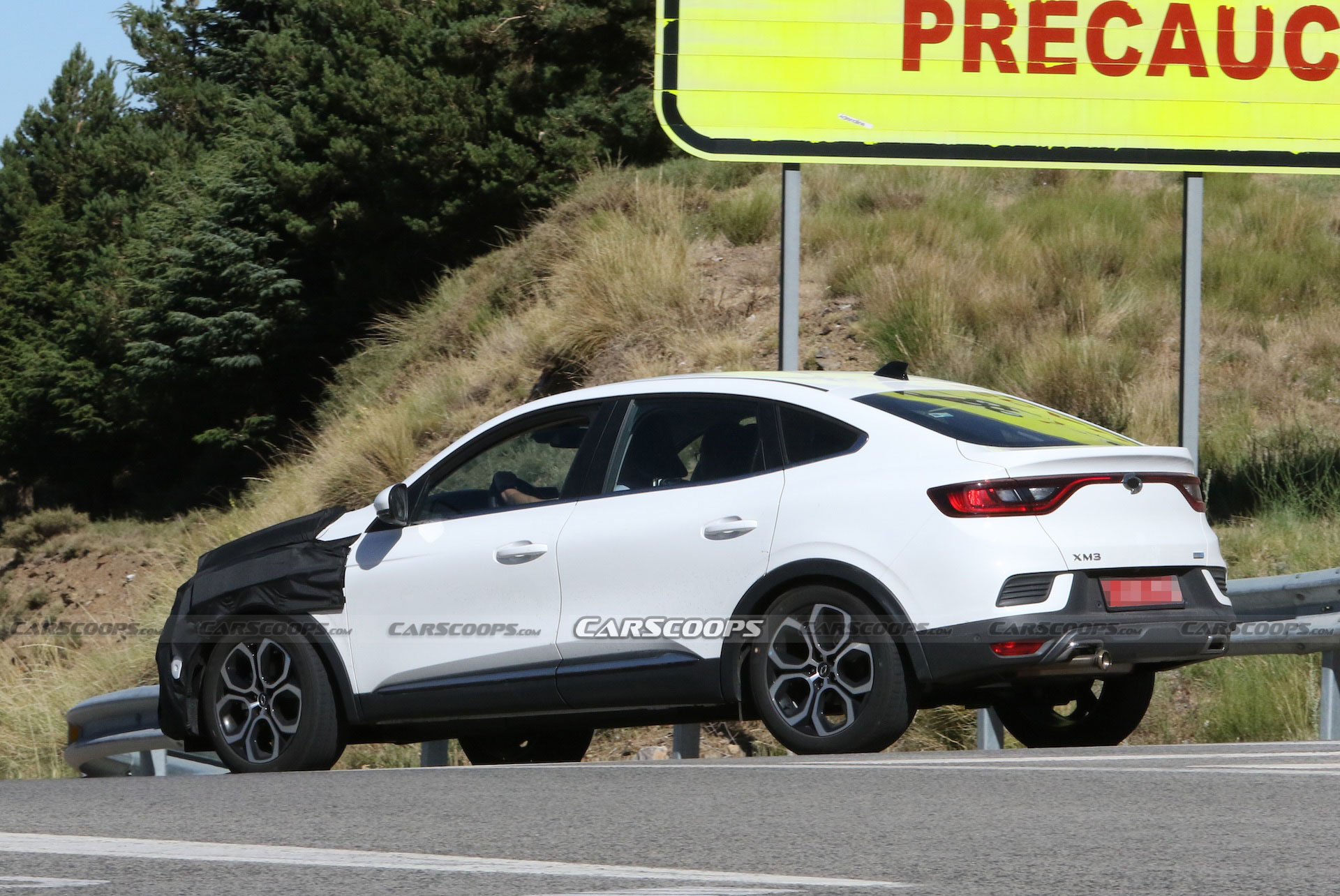 The Renault Arkana Is Getting A Facelift Now That Everyone Has Jumped On The Coupe-Crossover Bandwagon