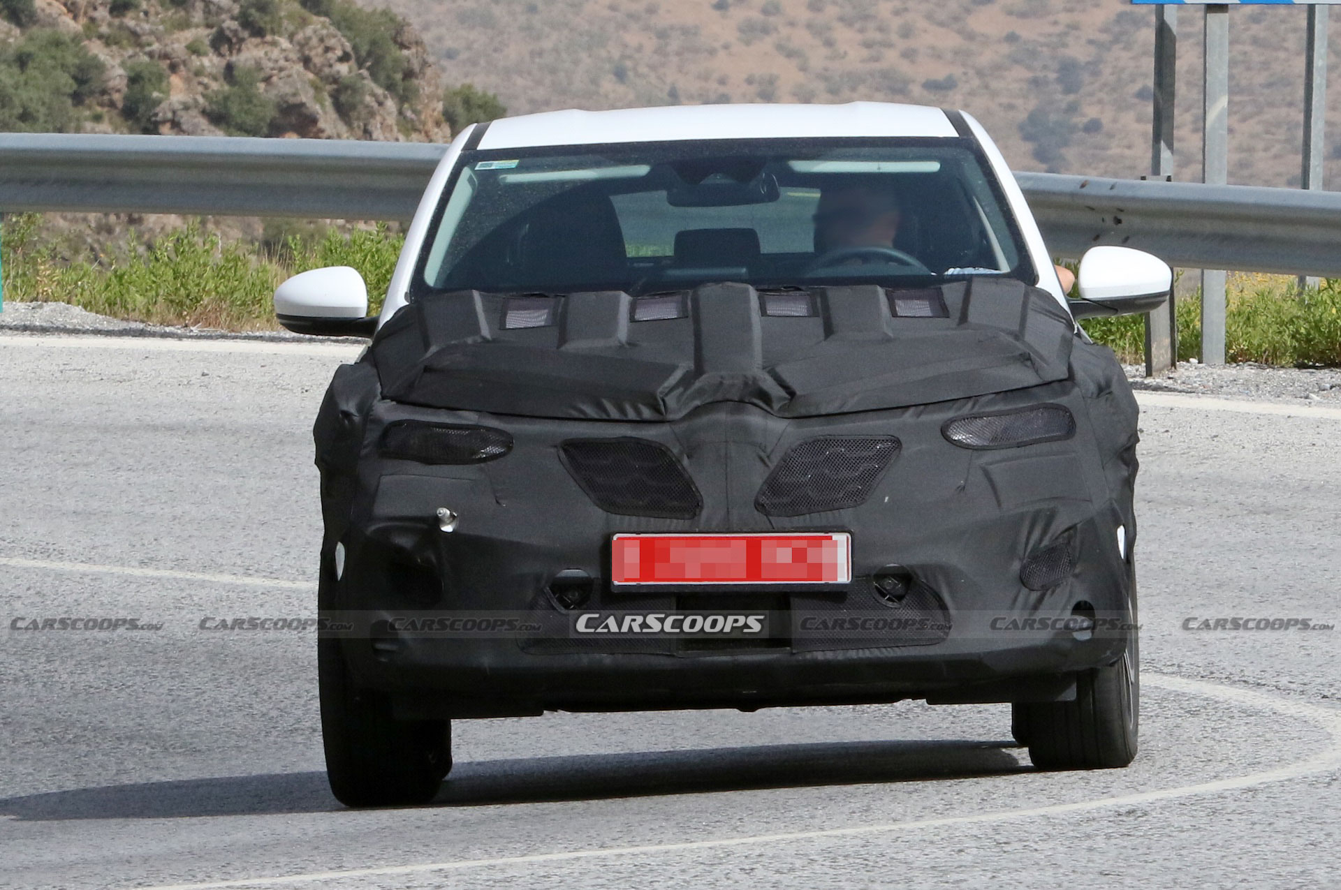 The Renault Arkana Is Getting A Facelift Now That Everyone Has Jumped On The Coupe-Crossover Bandwagon