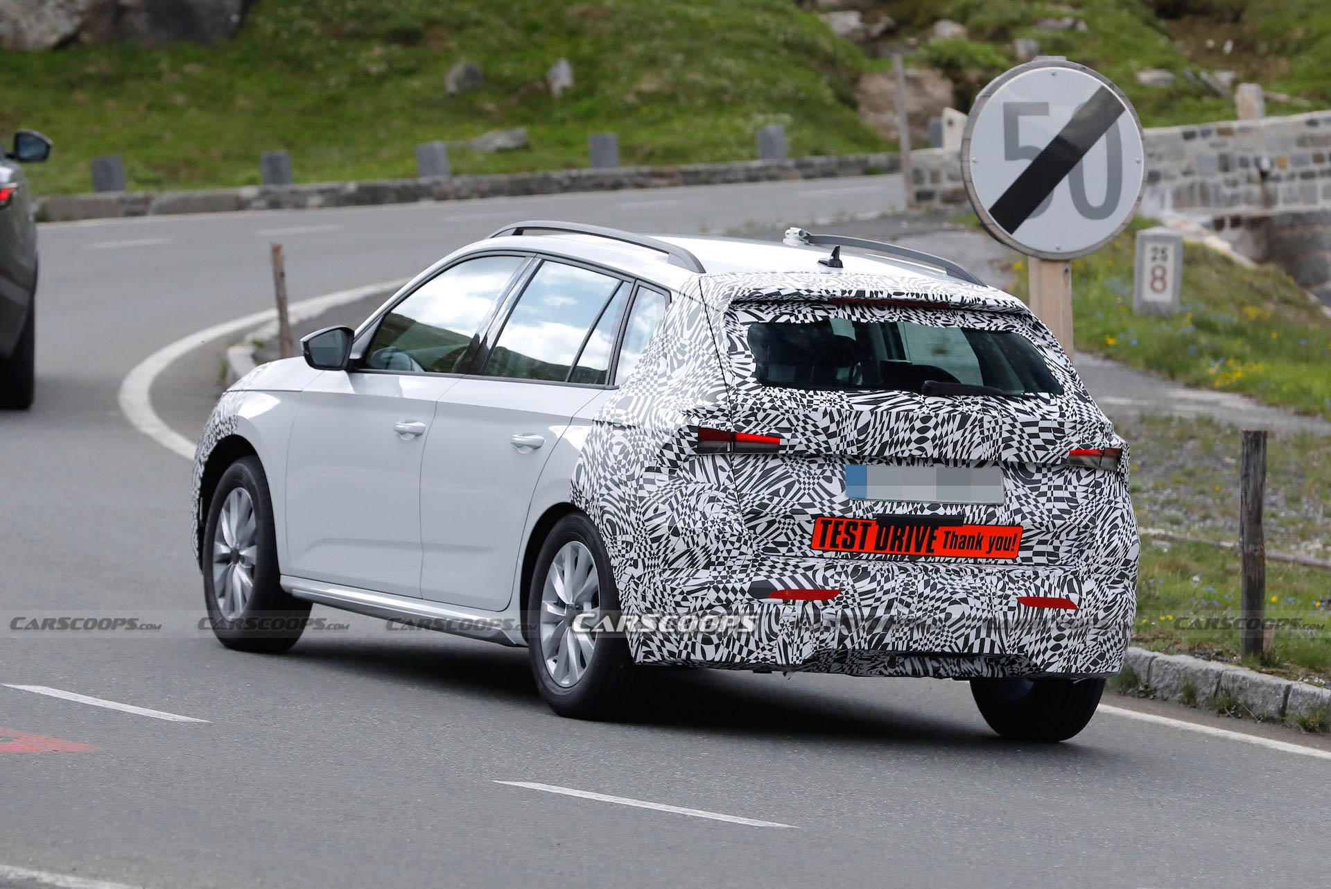 Skoda’s Facelifted Kamiq Rummages Through Kia’s Cast-Offs For Styling Ideas