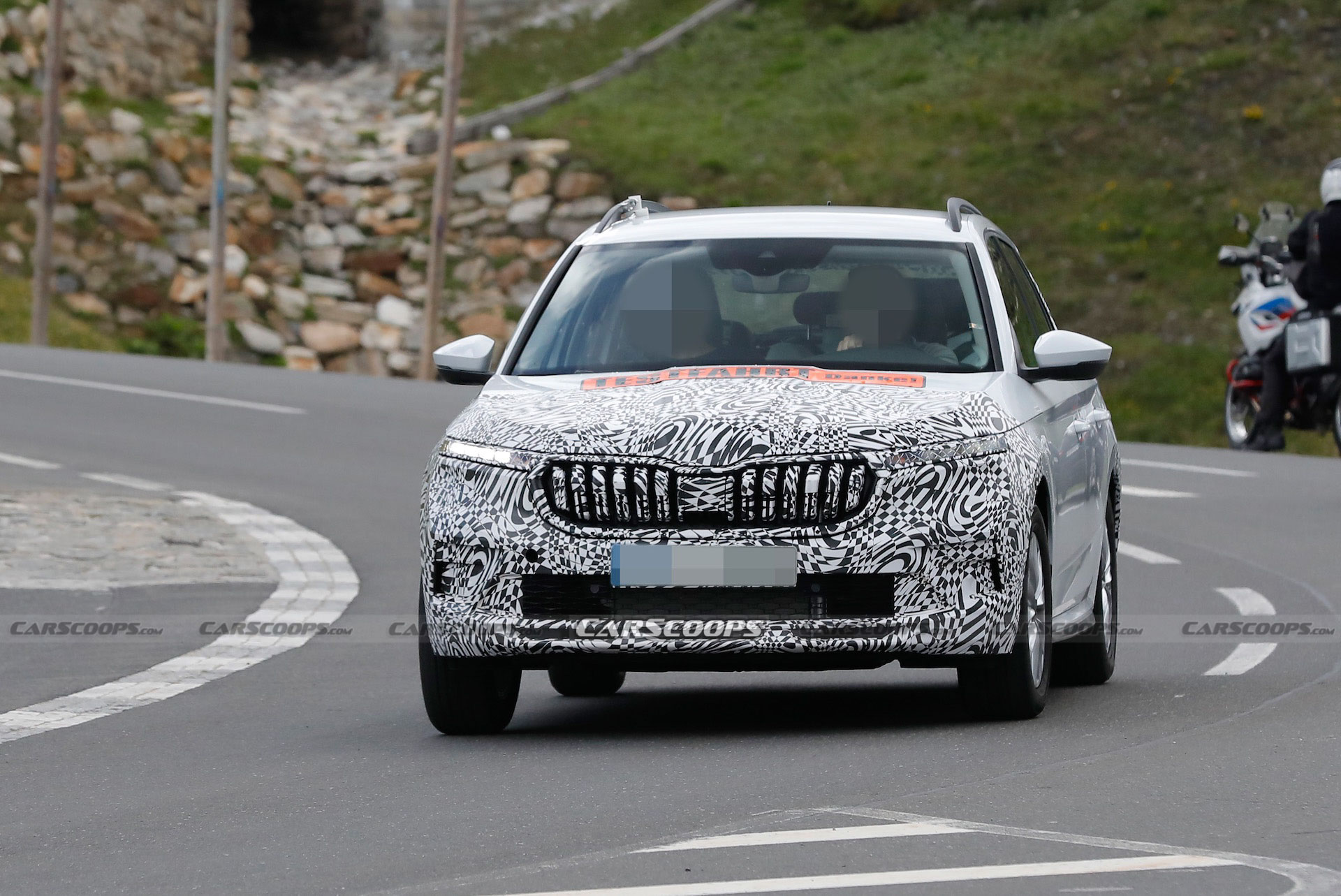 Skoda’s Facelifted Kamiq Rummages Through Kia’s Cast-Offs For Styling Ideas