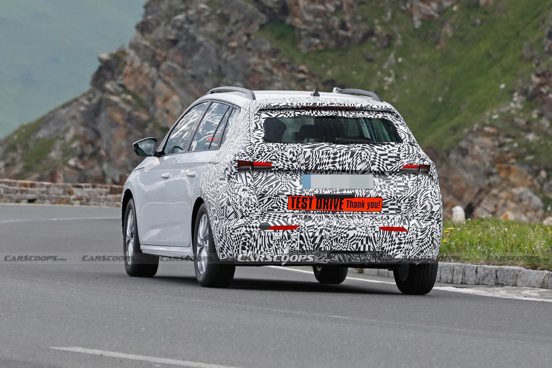 Skoda’s Facelifted Kamiq Rummages Through Kia’s Cast-Offs For Styling Ideas