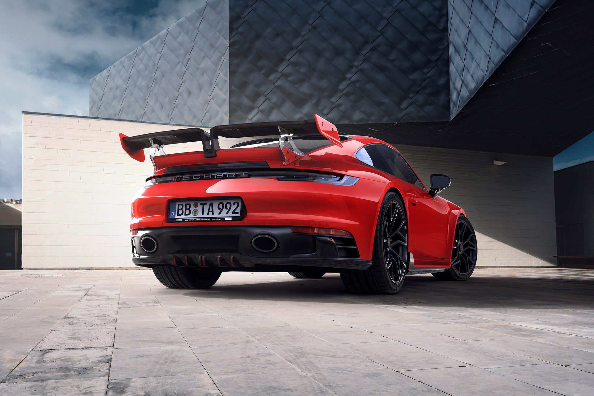 2022 Porsche 911 GTS Debuts, Packs More Power Than Carrera S