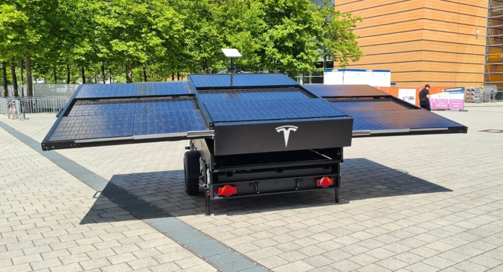  Tesla Quietly Unveils A Solar Range Extending Trailer