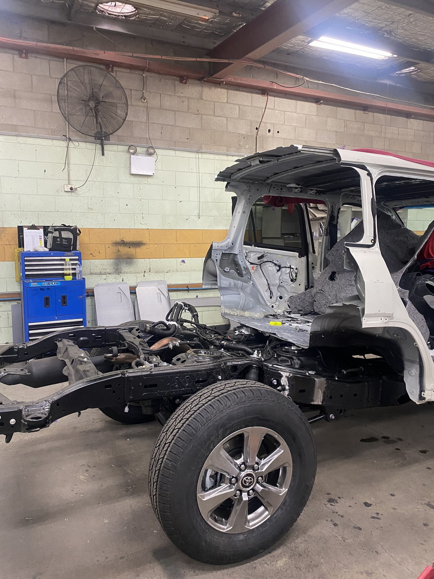 New Toyota Land Cruiser Converted In Dual-Cab Pickup By Aussies