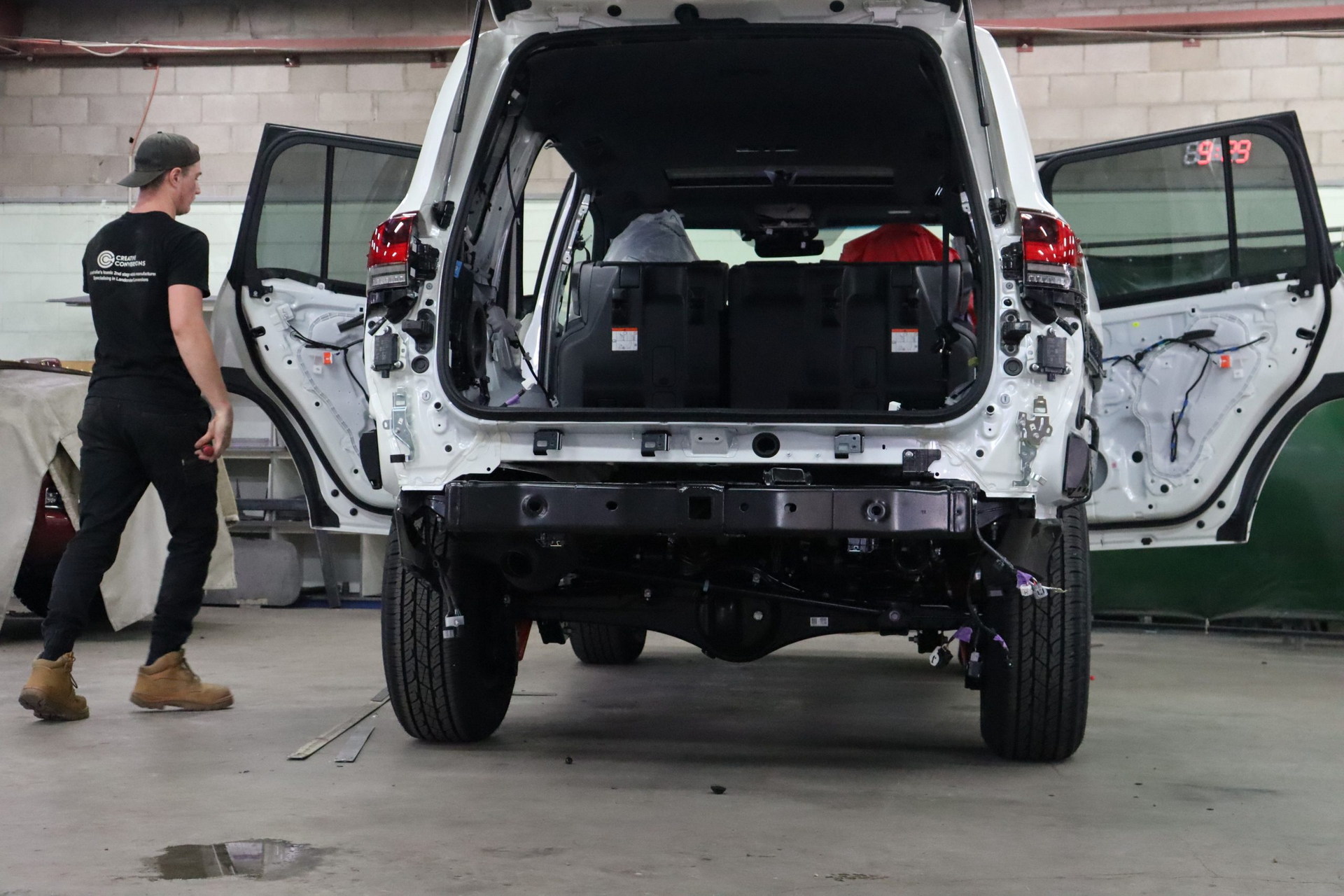 New Toyota Land Cruiser Converted In Dual-Cab Pickup By Aussies