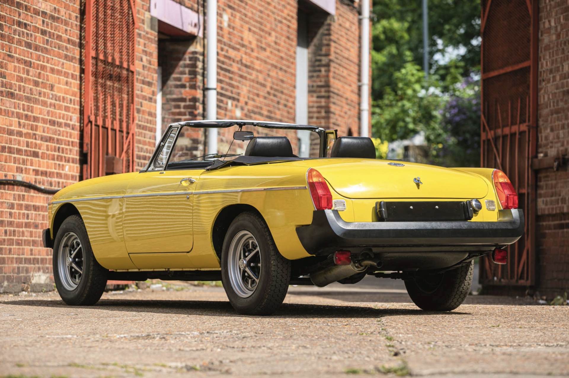 MG’s Cyberster EV Is Primed For Take-Off But This 143-Mile 1980 MGB Is Still Stuck On The Launchpad