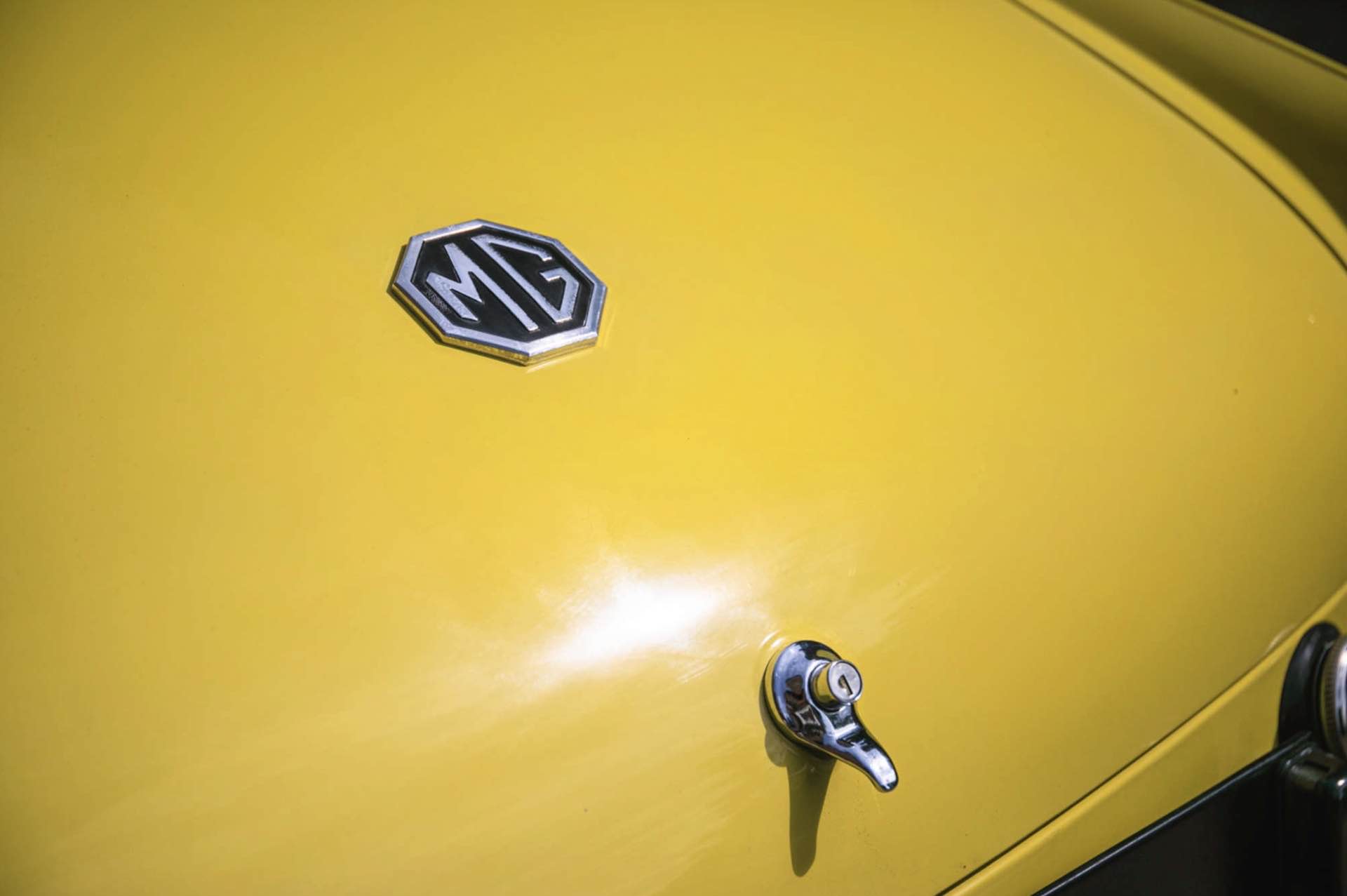 MG’s Cyberster EV Is Primed For Take-Off But This 143-Mile 1980 MGB Is Still Stuck On The Launchpad