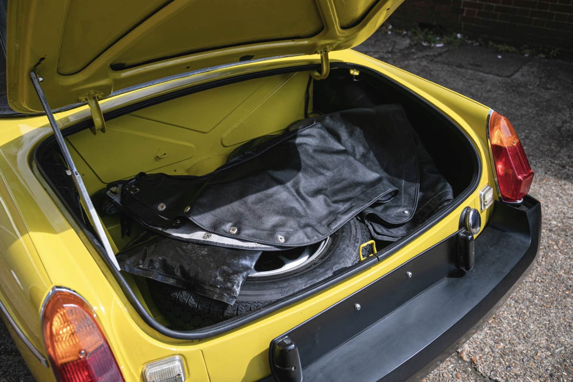 MG’s Cyberster EV Is Primed For Take-Off But This 143-Mile 1980 MGB Is Still Stuck On The Launchpad