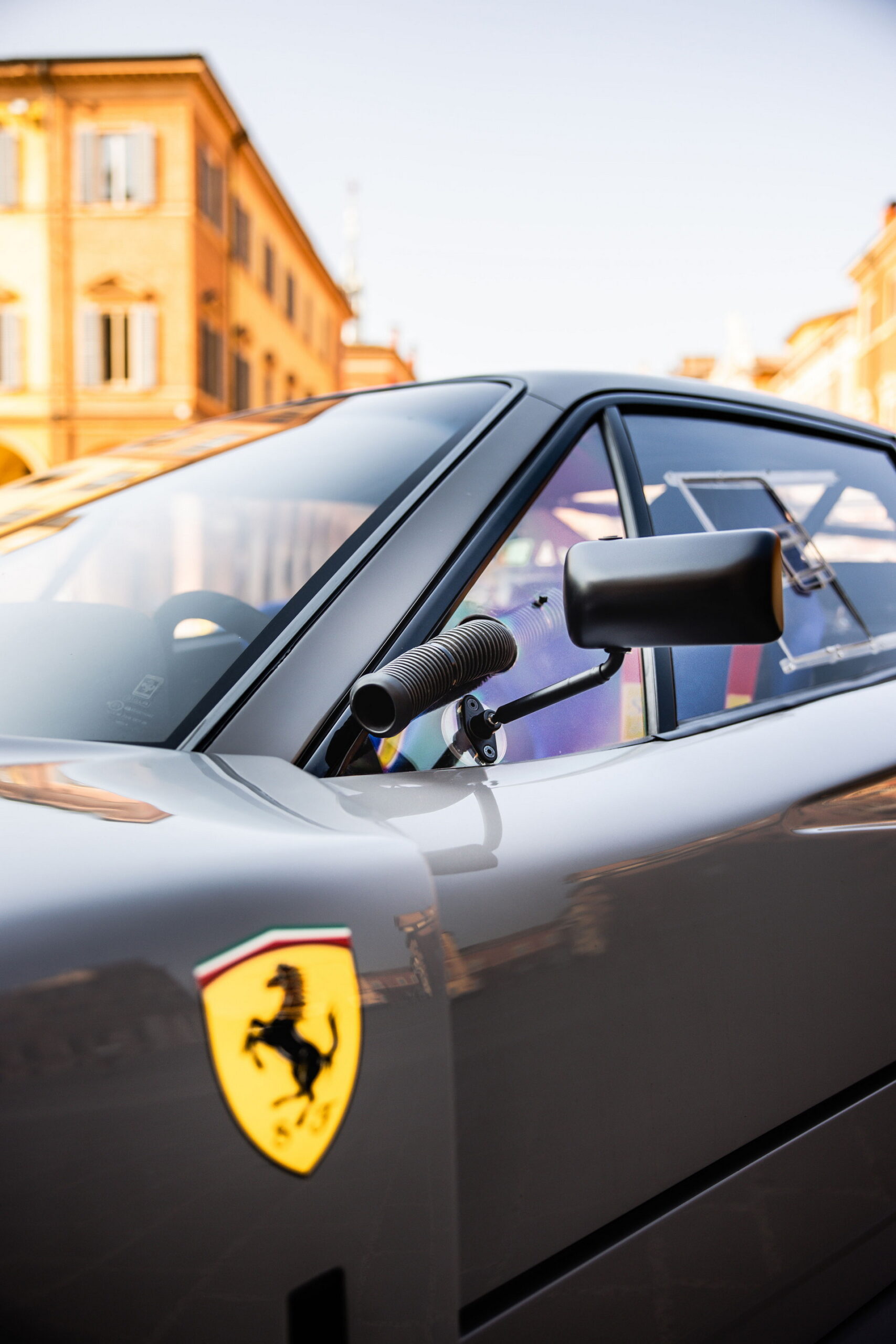 Jaw-Dropping Ferrari F40 In Grigio Nardo With Around 1,000 HP Goes Under The Hammer