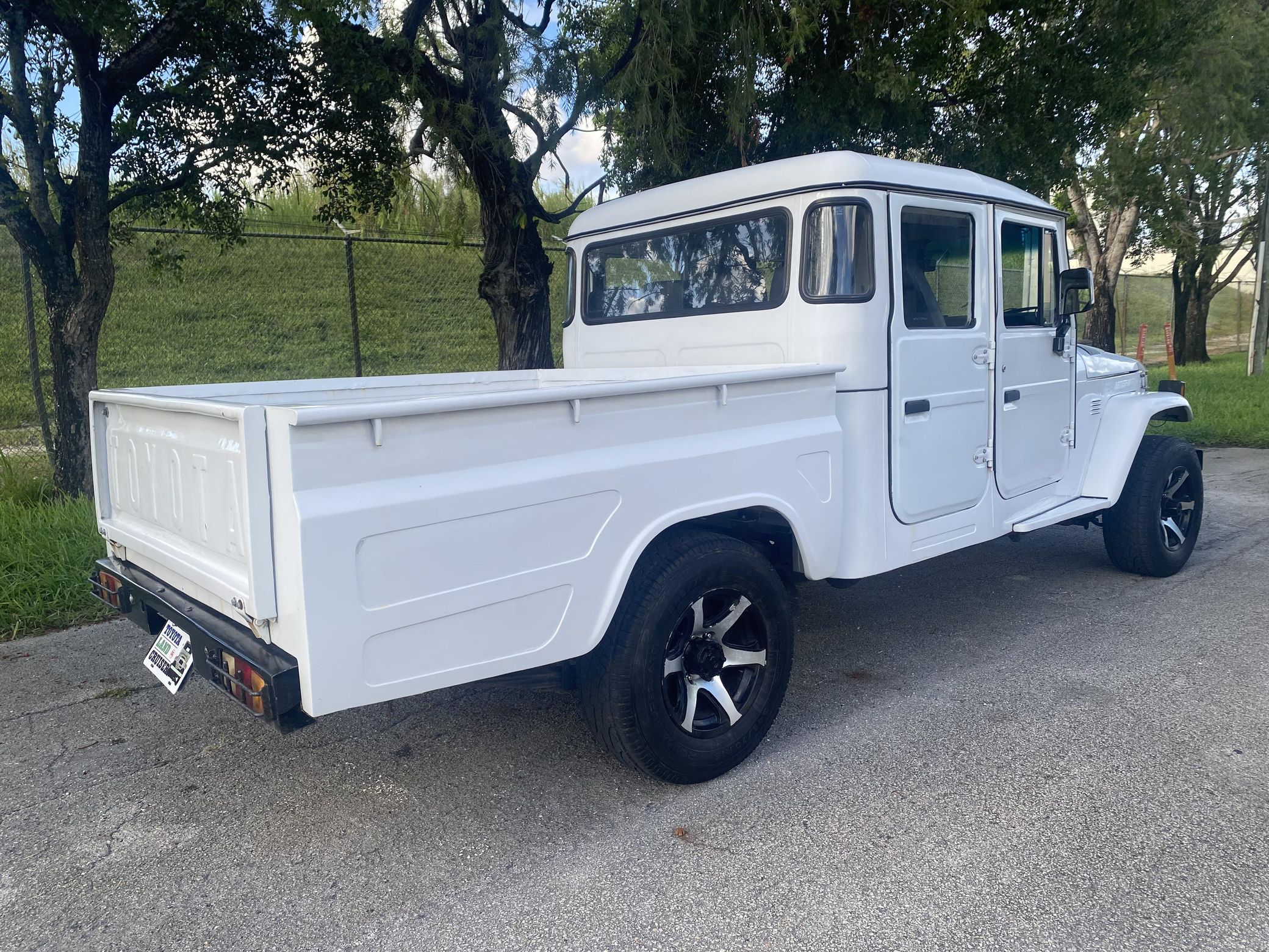 This Toyota Bandeirante OJ55 Is The Coolest Way To Get A Brazilian