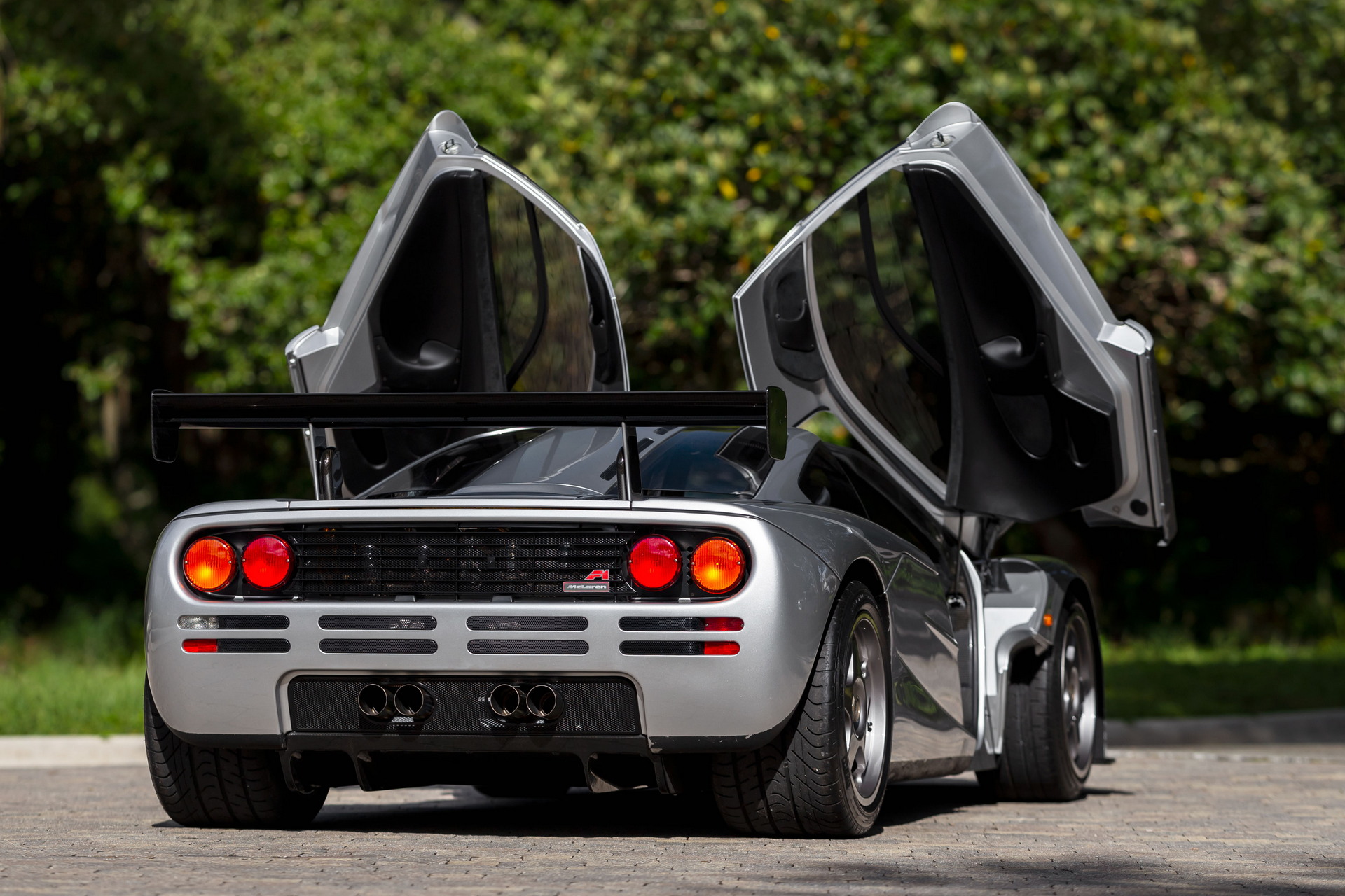 Gorgeous McLaren F1 With High-Downforce Kit And One-Off Headlights Hits The Auction Block