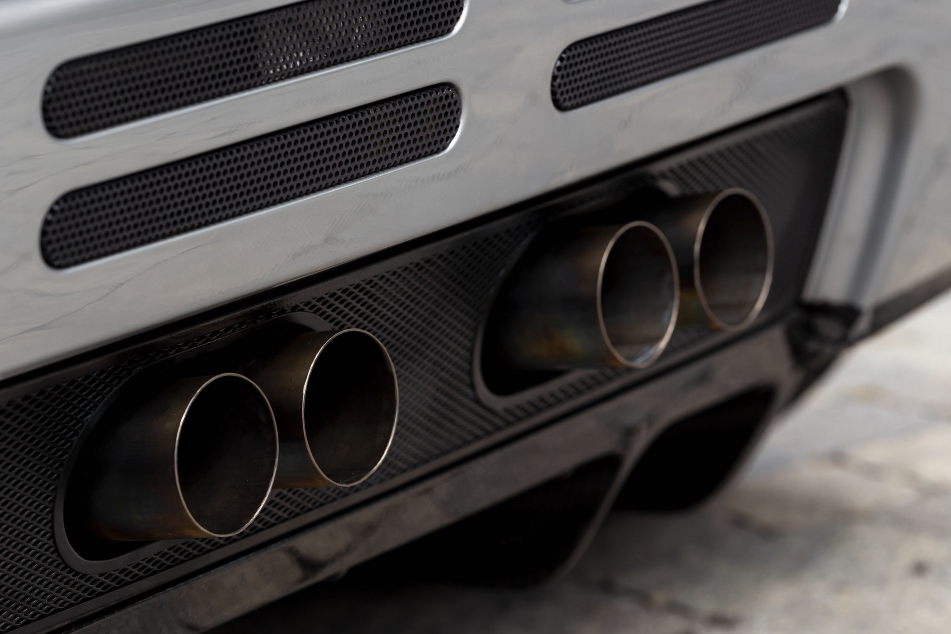 Gorgeous McLaren F1 With High-Downforce Kit And One-Off Headlights Hits The Auction Block