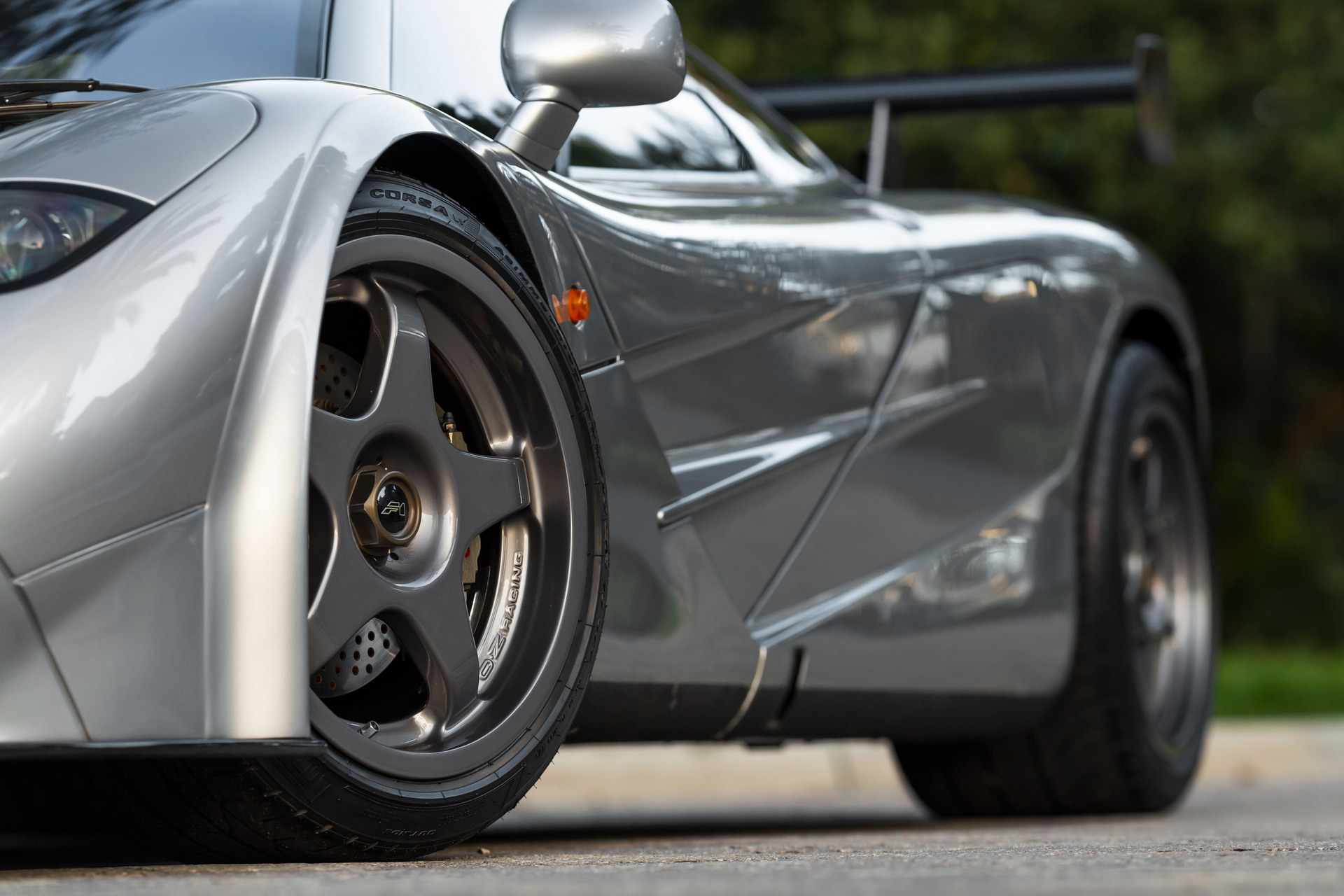 Gorgeous McLaren F1 With High-Downforce Kit And One-Off Headlights Hits The Auction Block