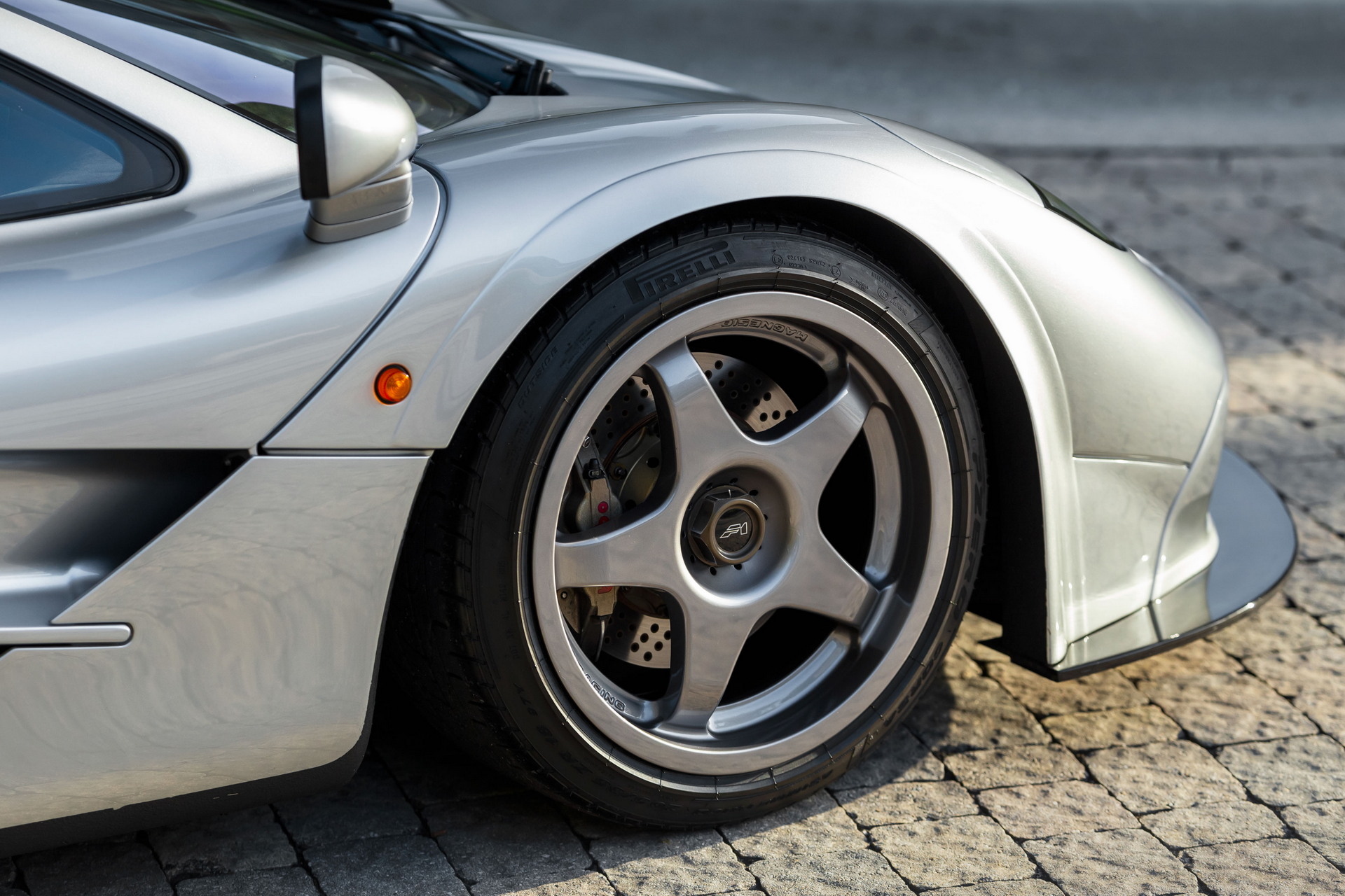 Gorgeous McLaren F1 With High-Downforce Kit And One-Off Headlights Hits The Auction Block