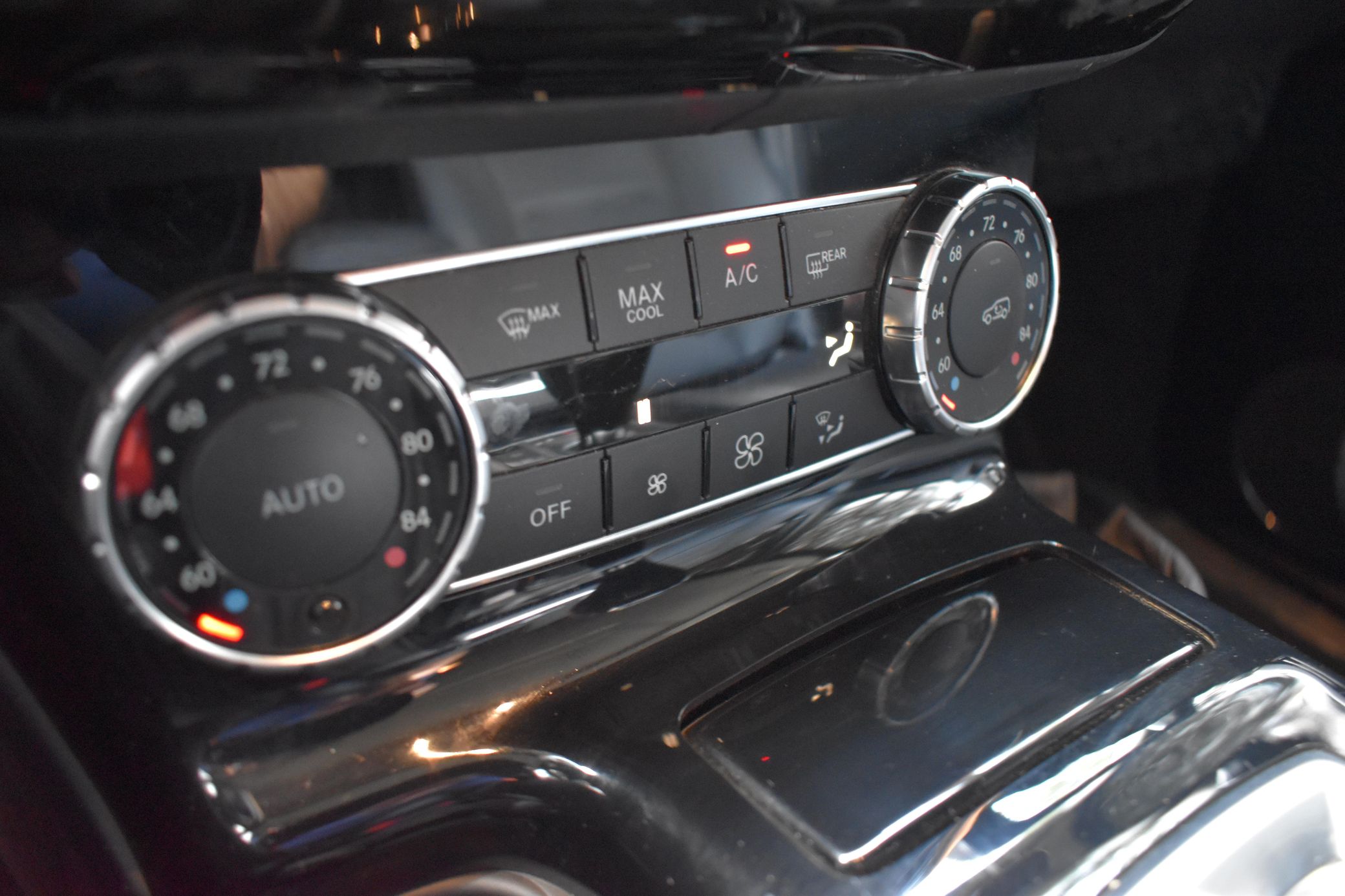 This Beige 2017 Mercedes-Benz G550 Six-Wheeler Up For Auction Is Anything But Boring