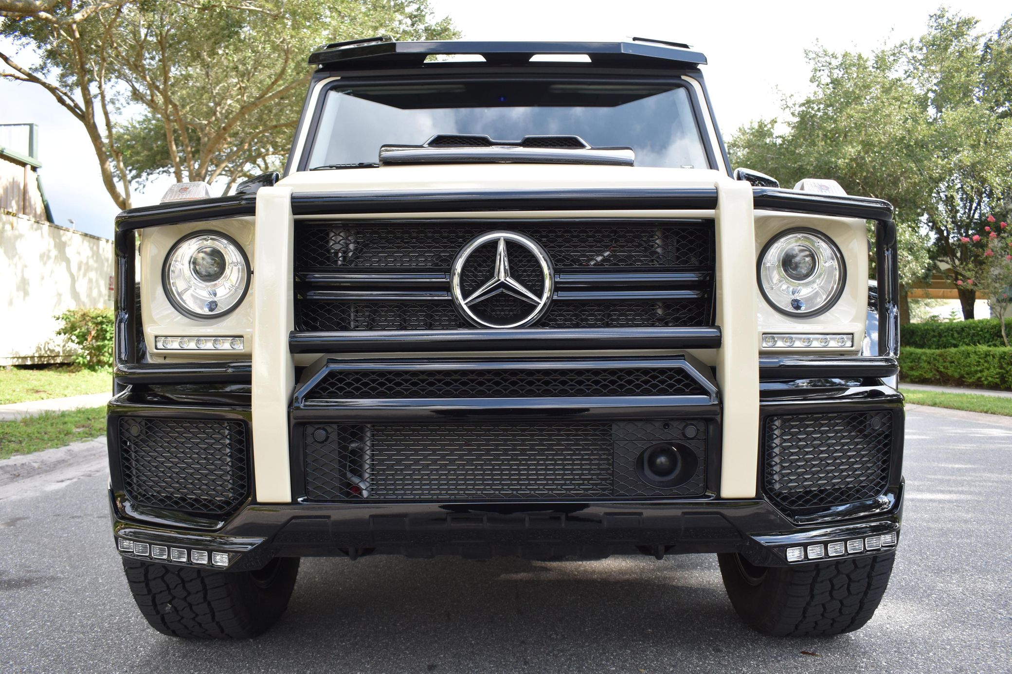 This Beige 2017 Mercedes-Benz G550 Six-Wheeler Up For Auction Is Anything But Boring