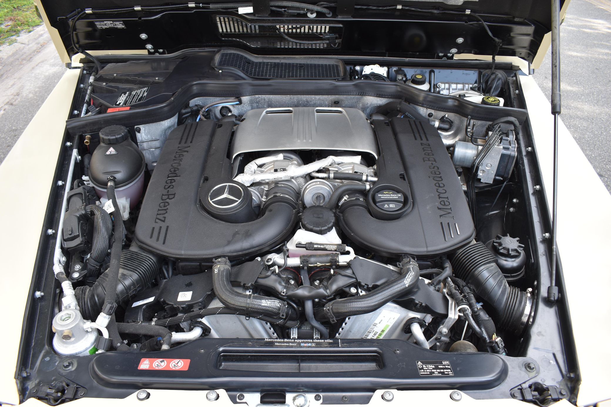 This Beige 2017 Mercedes-Benz G550 Six-Wheeler Up For Auction Is Anything But Boring