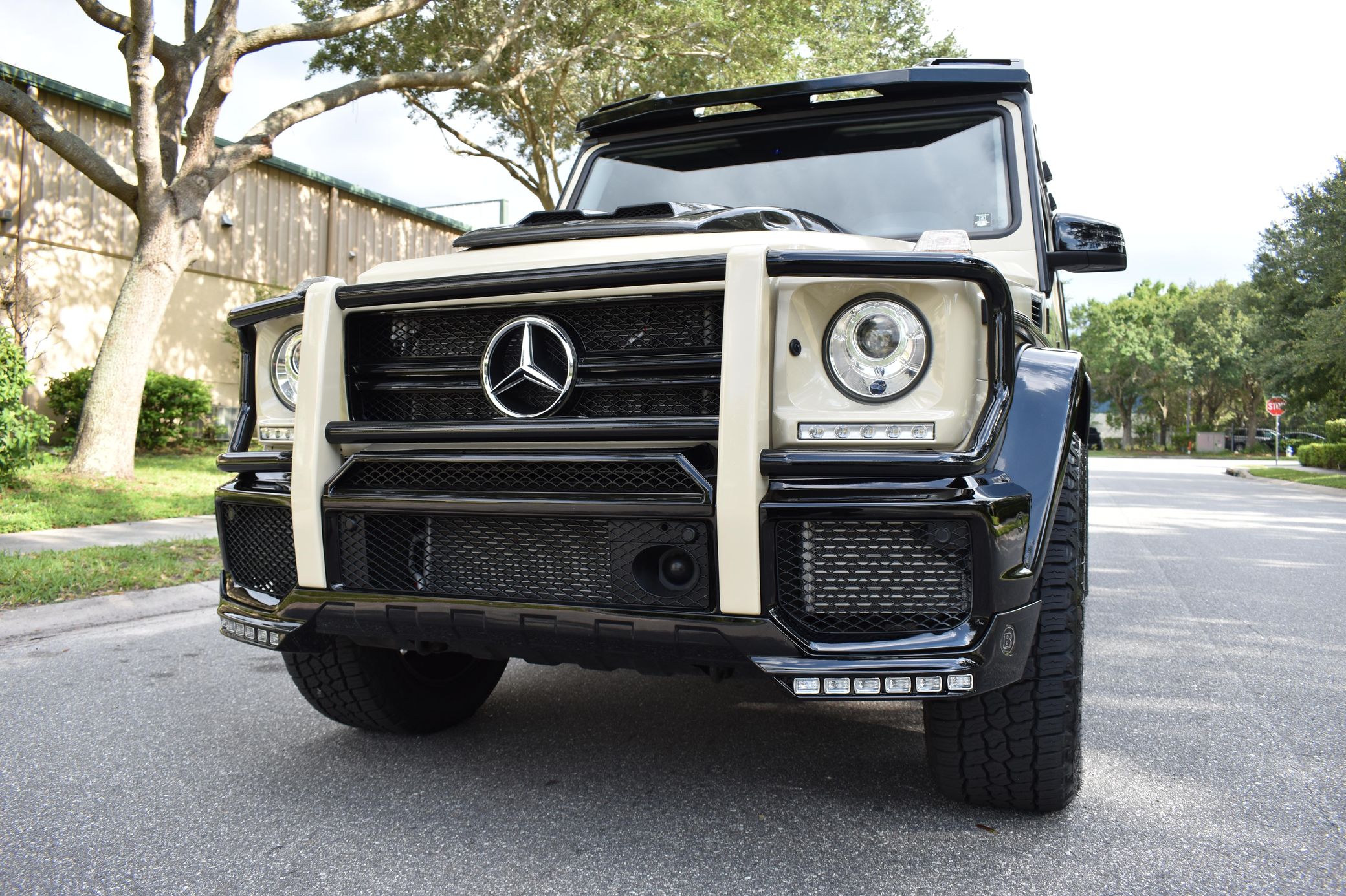 This Beige 2017 Mercedes-Benz G550 Six-Wheeler Up For Auction Is Anything But Boring