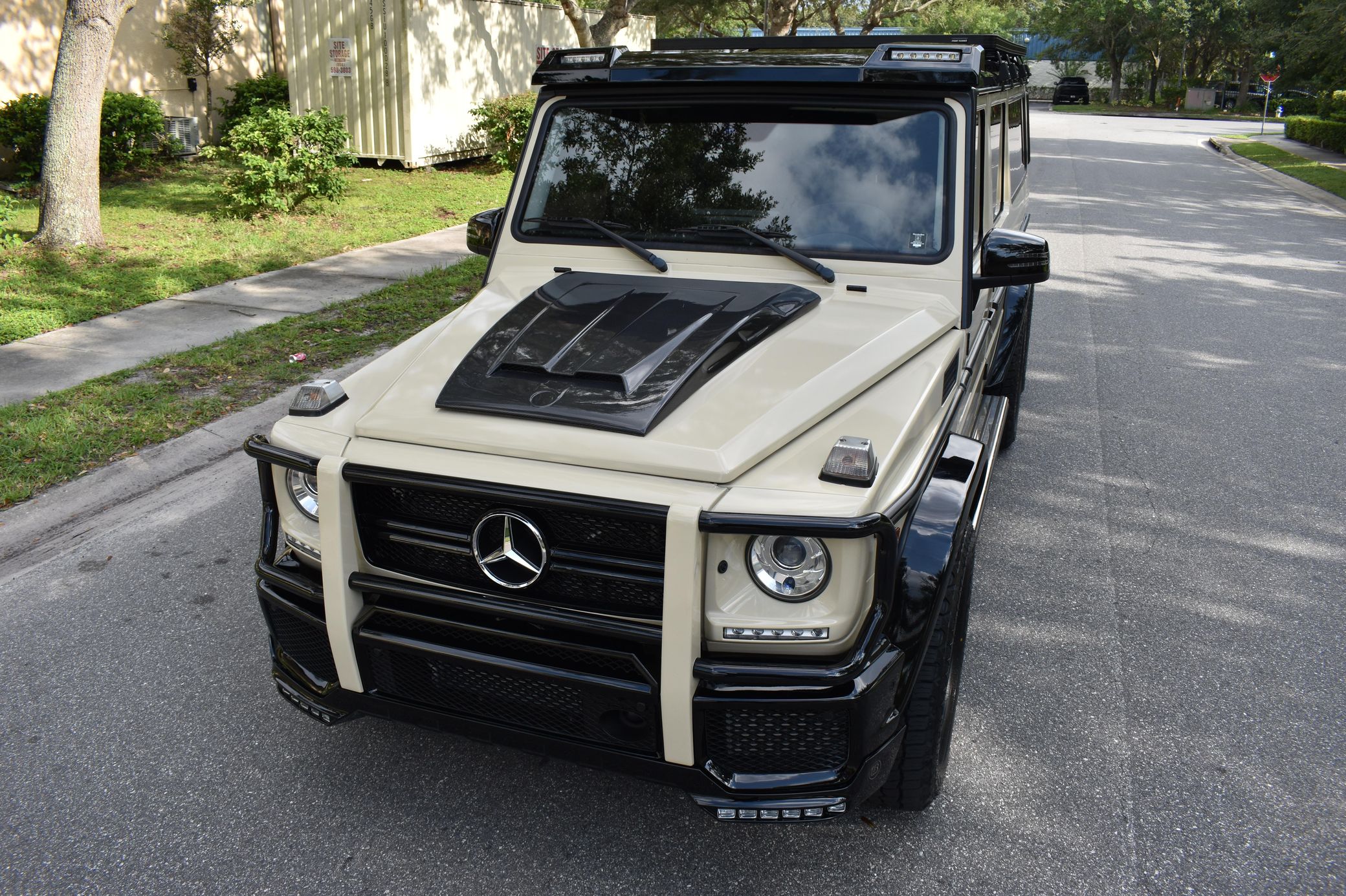 This Beige 2017 Mercedes-Benz G550 Six-Wheeler Up For Auction Is Anything But Boring