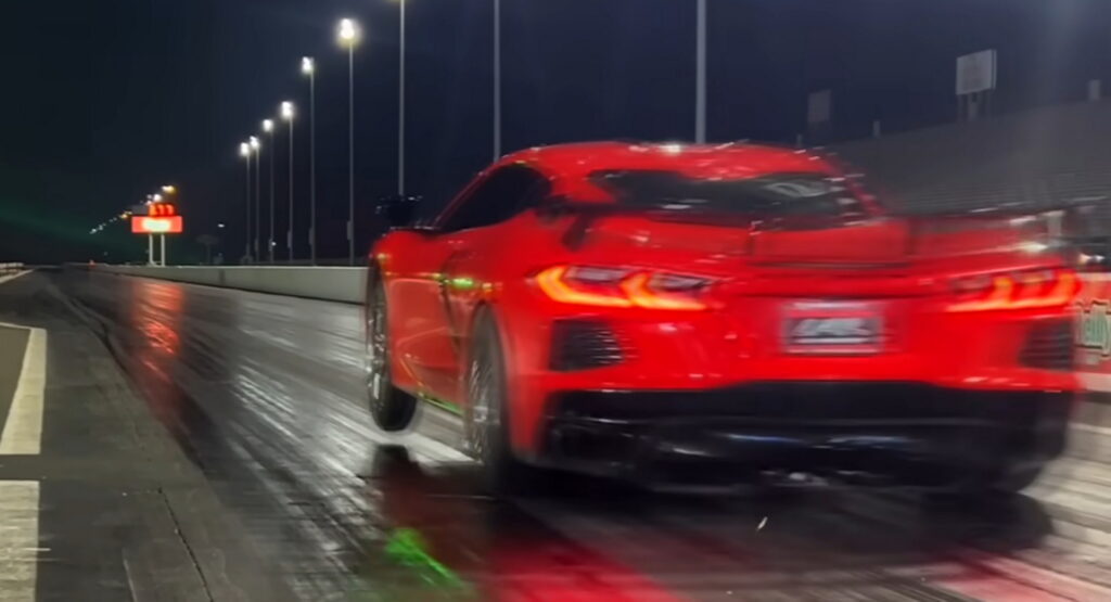  Watch A Twin-Turbo C8 Corvette Pull A Wheelie And Set A World Record Through The Quarter Mile