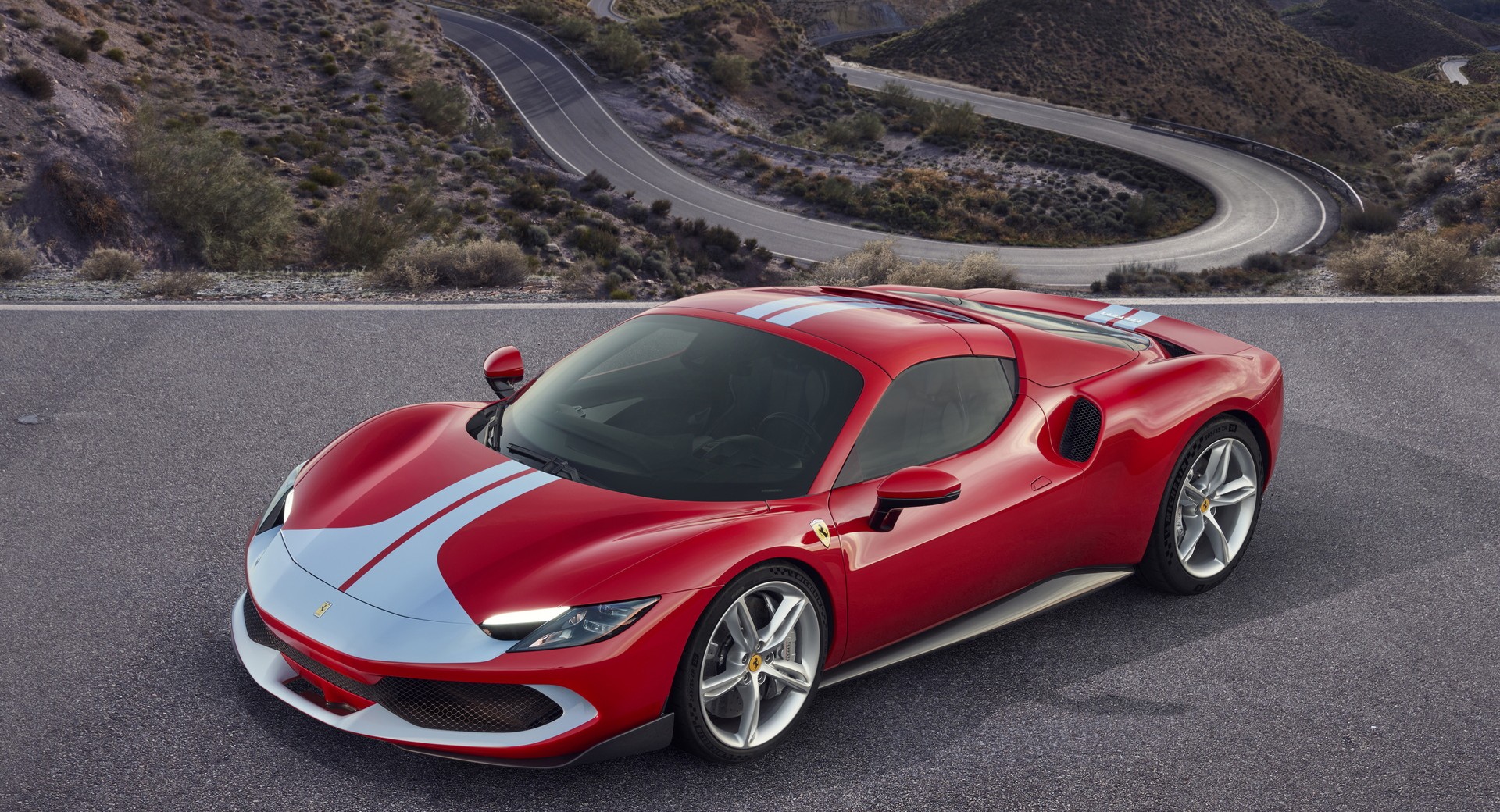 Ferrari s’avère immunisée contre l’inflation et les pénuries de pièces alors que les bénéfices ont augmenté de 22%