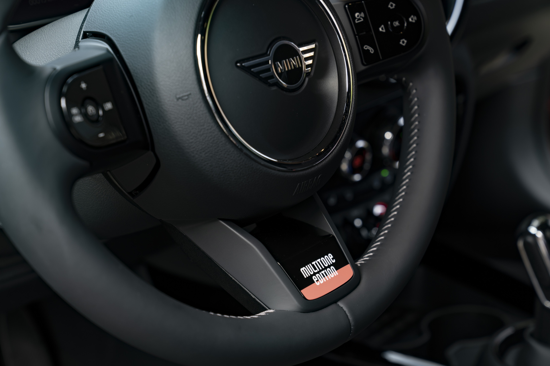 Mini Multitone Edition Brings Color Gradient To Roof Of Mini 3 Door, 5 Door, And Clubman