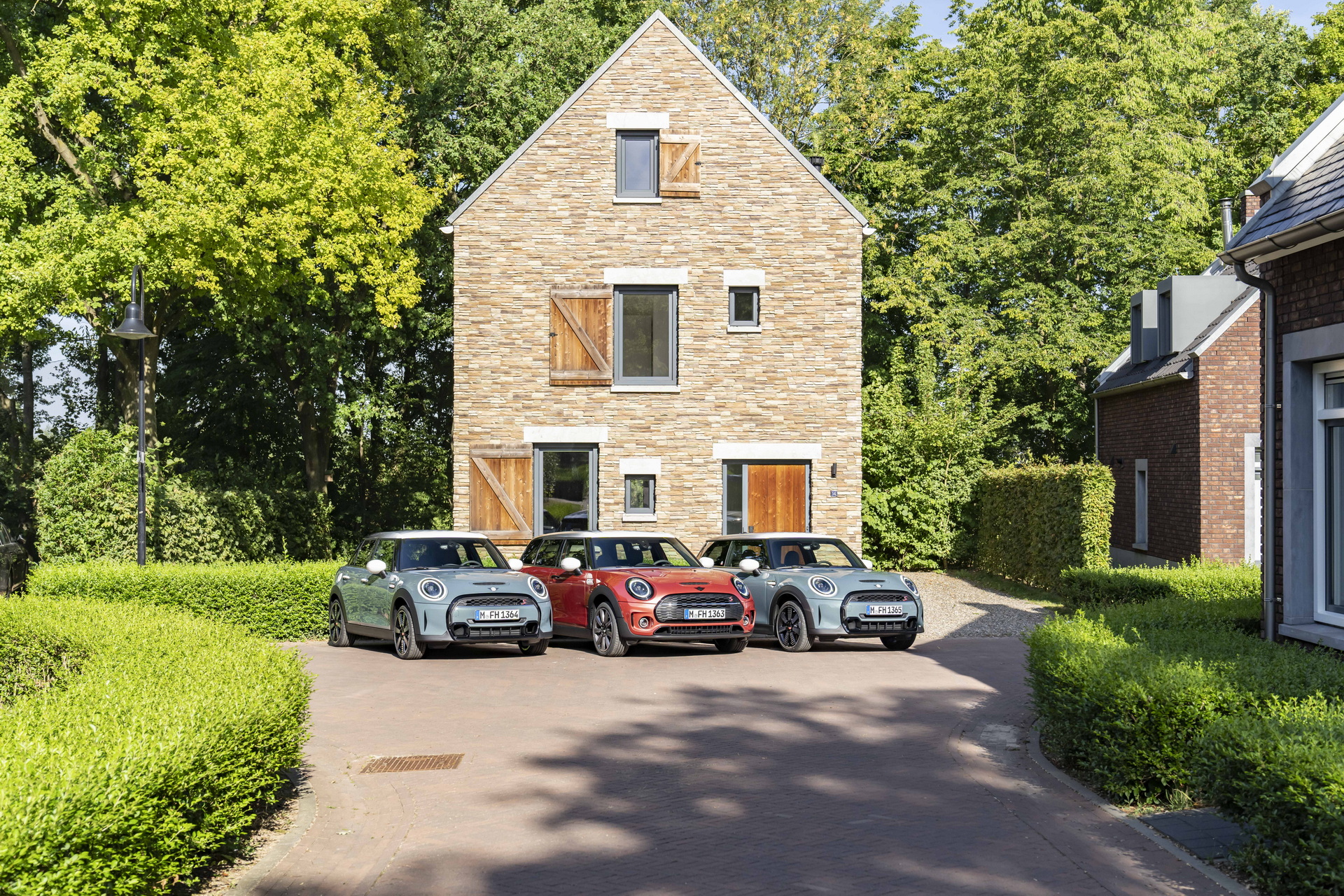 Mini Multitone Edition Brings Color Gradient To Roof Of Mini 3 Door, 5 Door, And Clubman