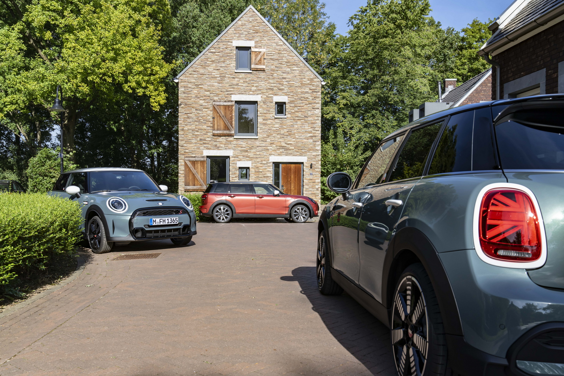 Mini Multitone Edition Brings Color Gradient To Roof Of Mini 3 Door, 5 Door, And Clubman