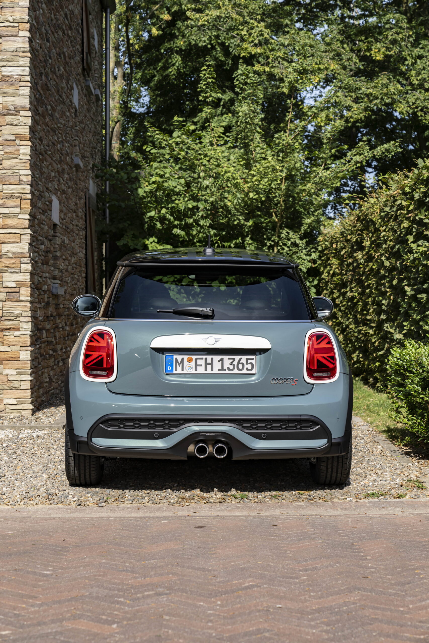 Mini Multitone Edition Brings Color Gradient To Roof Of Mini 3 Door, 5 Door, And Clubman