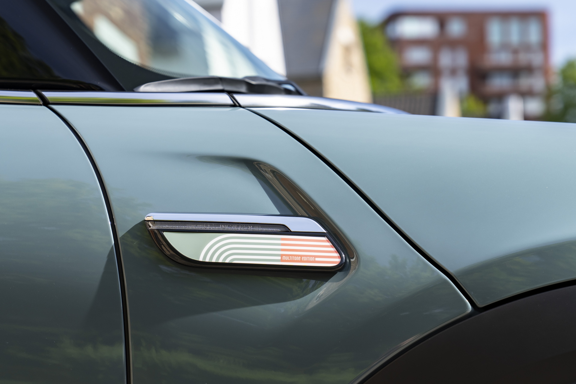 Mini Multitone Edition Brings Color Gradient To Roof Of Mini 3 Door, 5 Door, And Clubman