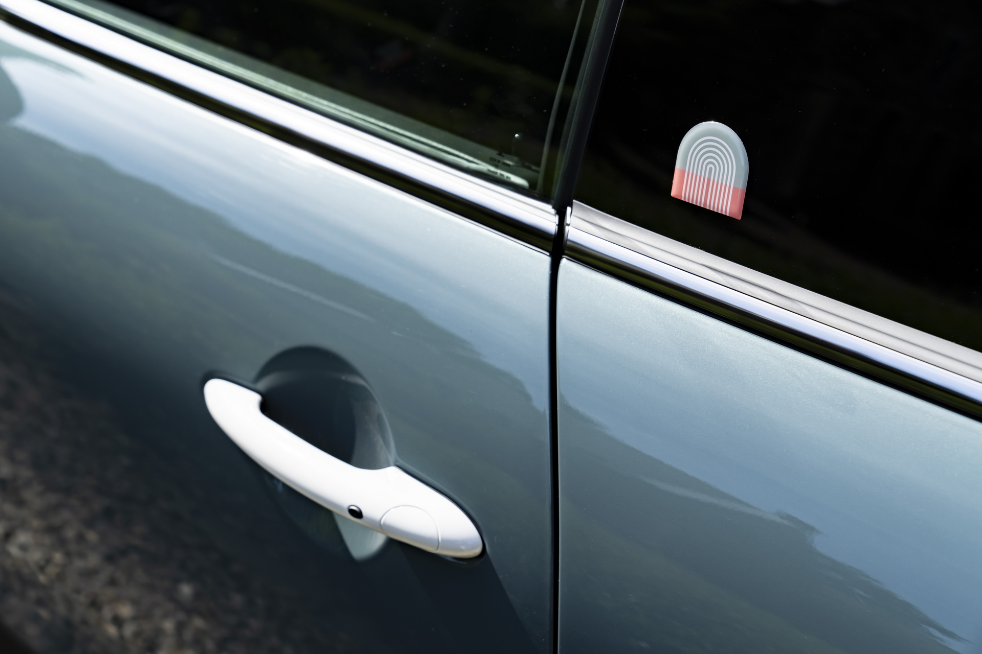 Mini Multitone Edition Brings Color Gradient To Roof Of Mini 3 Door, 5 Door, And Clubman