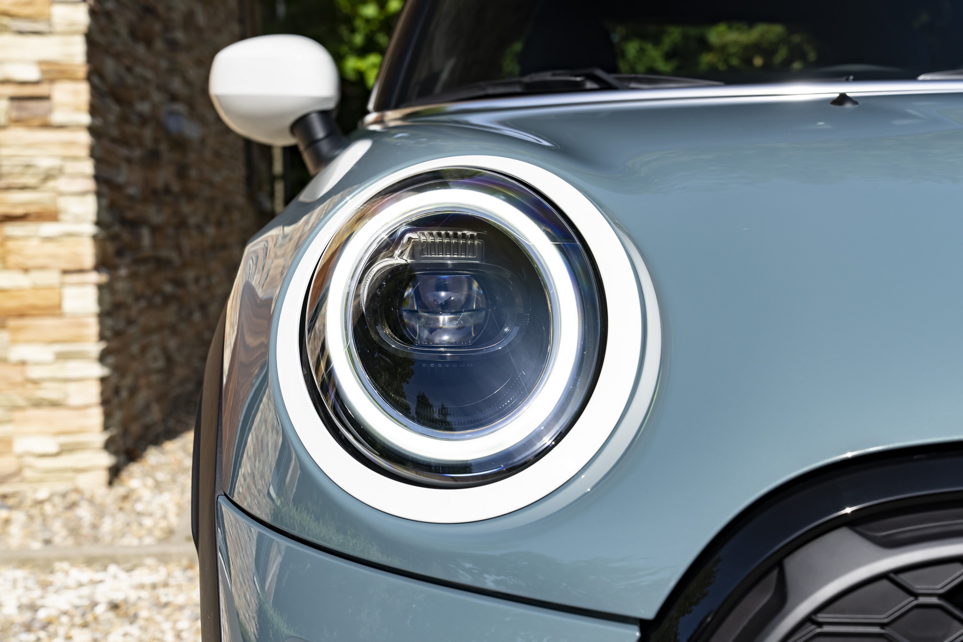 Mini Multitone Edition Brings Color Gradient To Roof Of Mini 3 Door, 5 Door, And Clubman