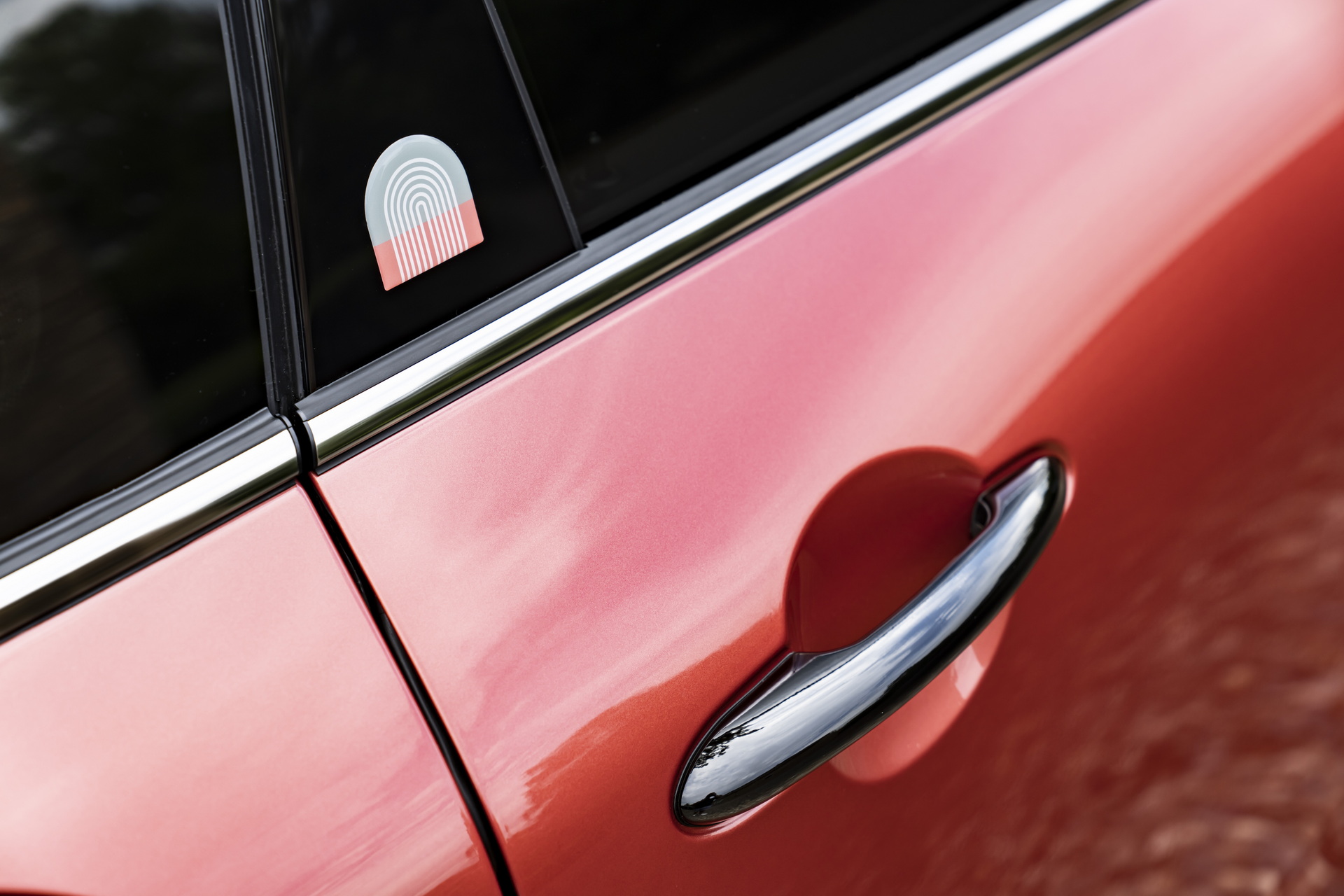 Mini Multitone Edition Brings Color Gradient To Roof Of Mini 3 Door, 5 Door, And Clubman