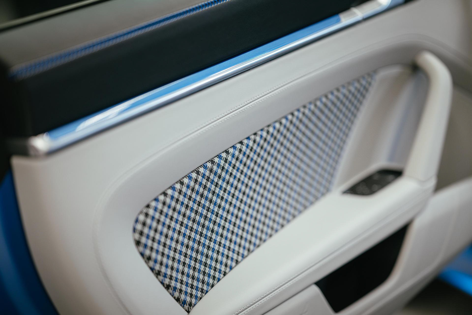 Porsche 911 Sally Special Is A Modified 992 Carrera GTS Inspired By Pixar’s Cars Movie