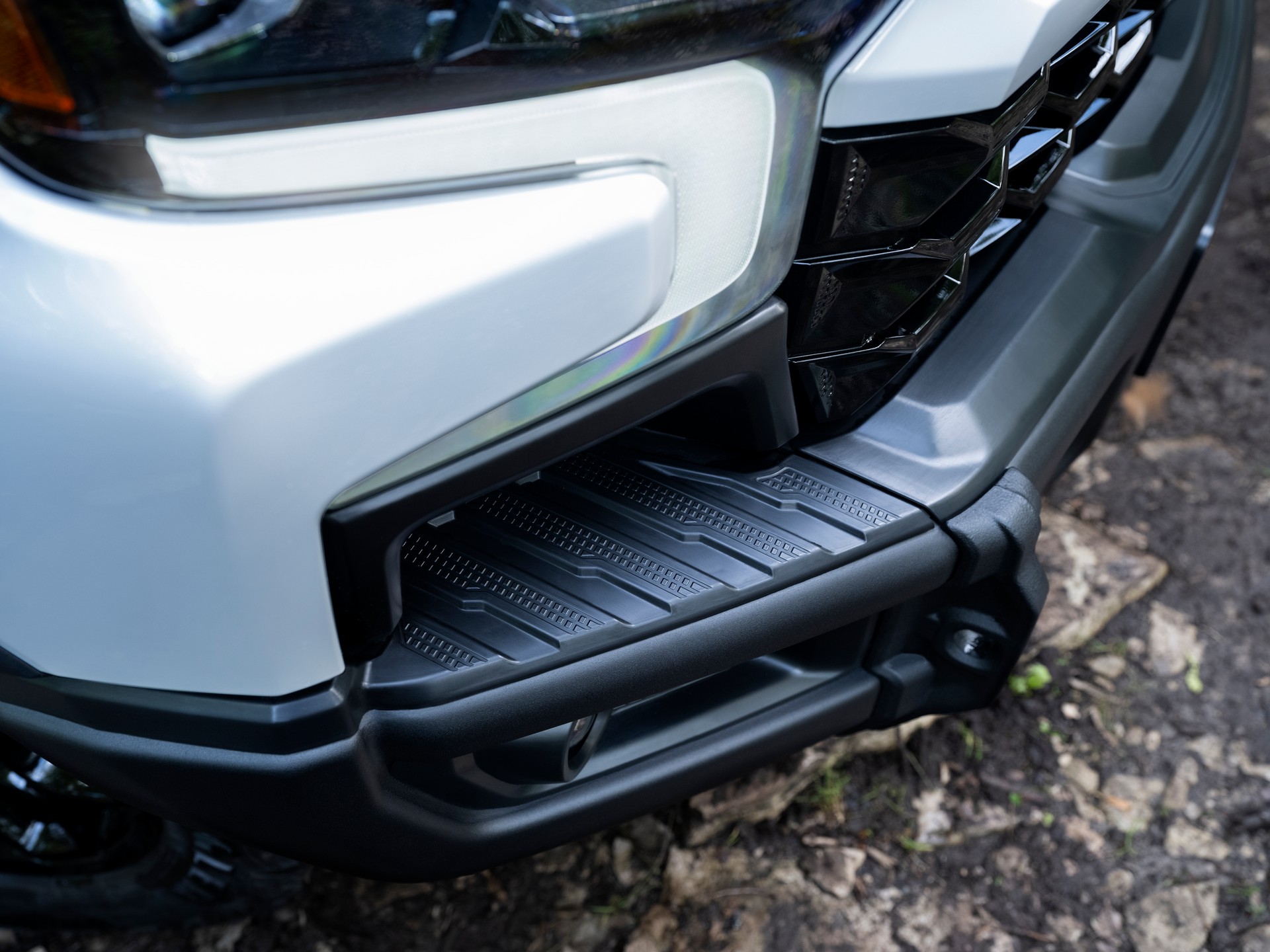 2023 Chevrolet Silverado ZR2 Bison Is GM’s Most Hardcore Off-Roader