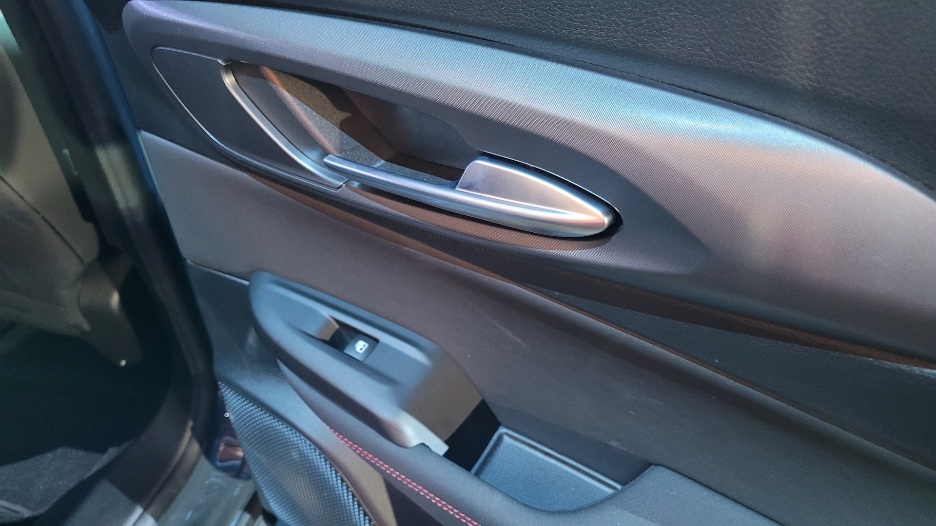 First Look: The 2023 Hornet Is The Most Important Dodge In Over A Decade