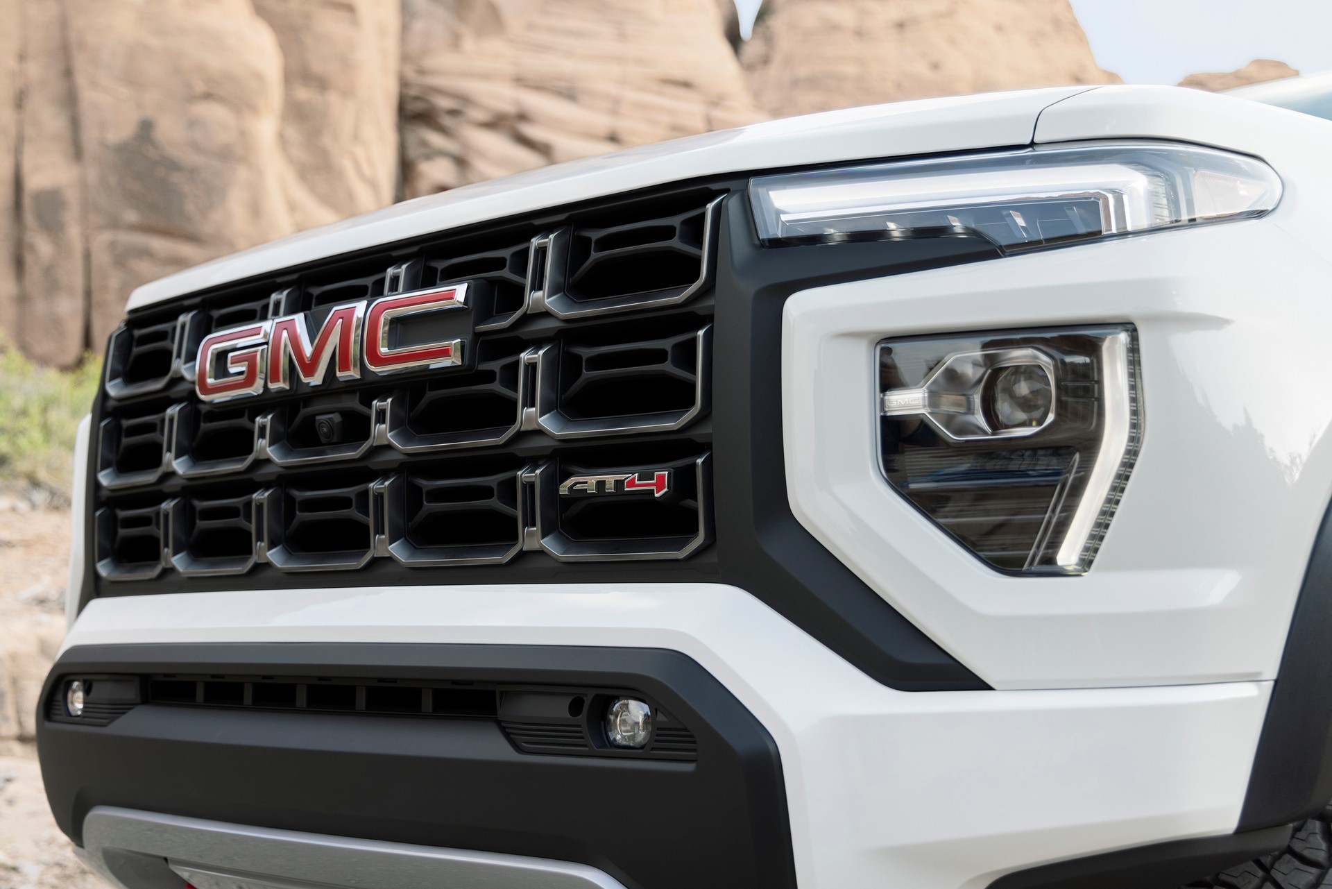 2023 GMC Canyon Combines Luxury And Off-Road Prowess With 310 HP Turbo Engine
