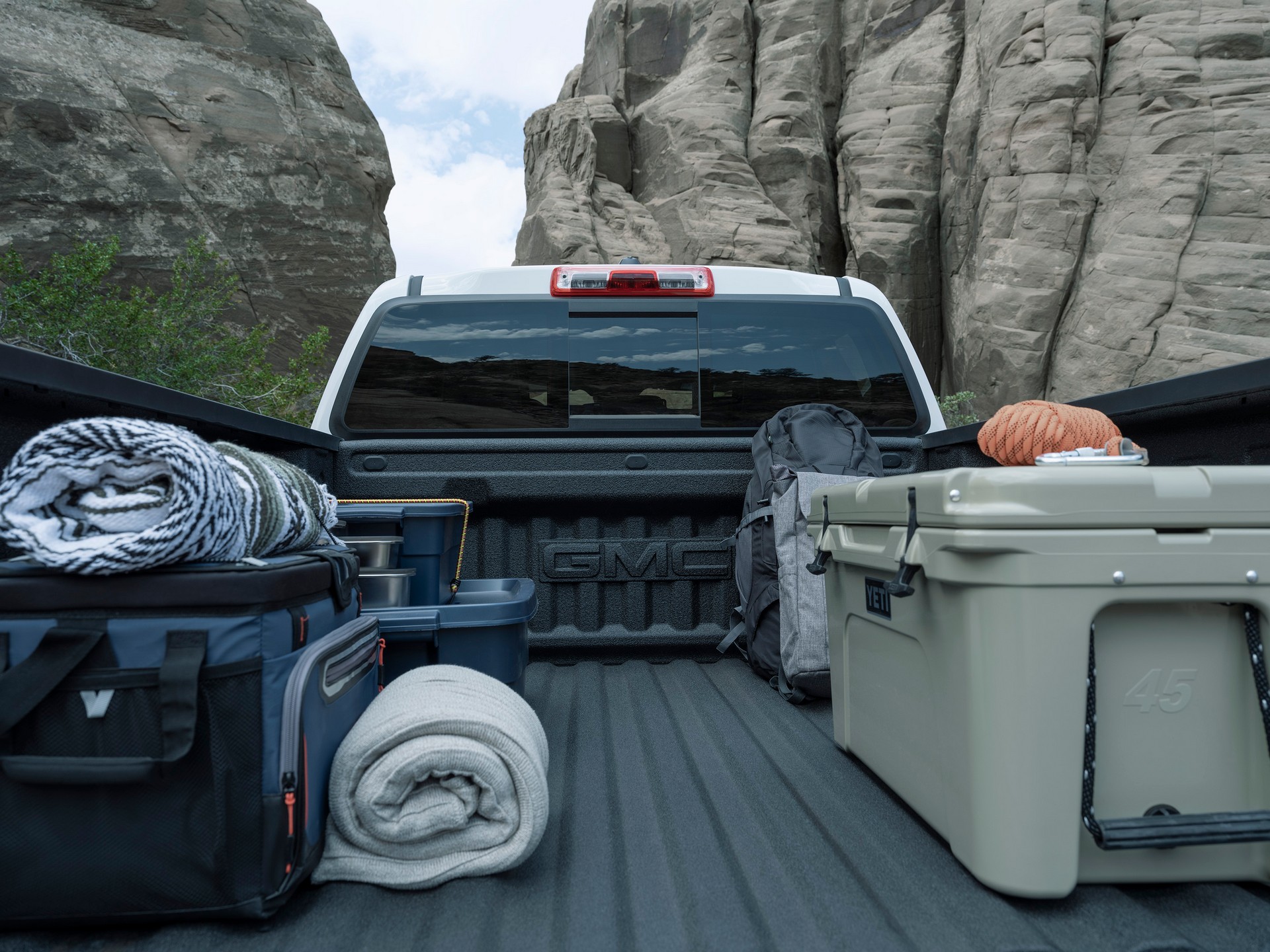 2023 GMC Canyon Combines Luxury And Off-Road Prowess With 310 HP Turbo Engine