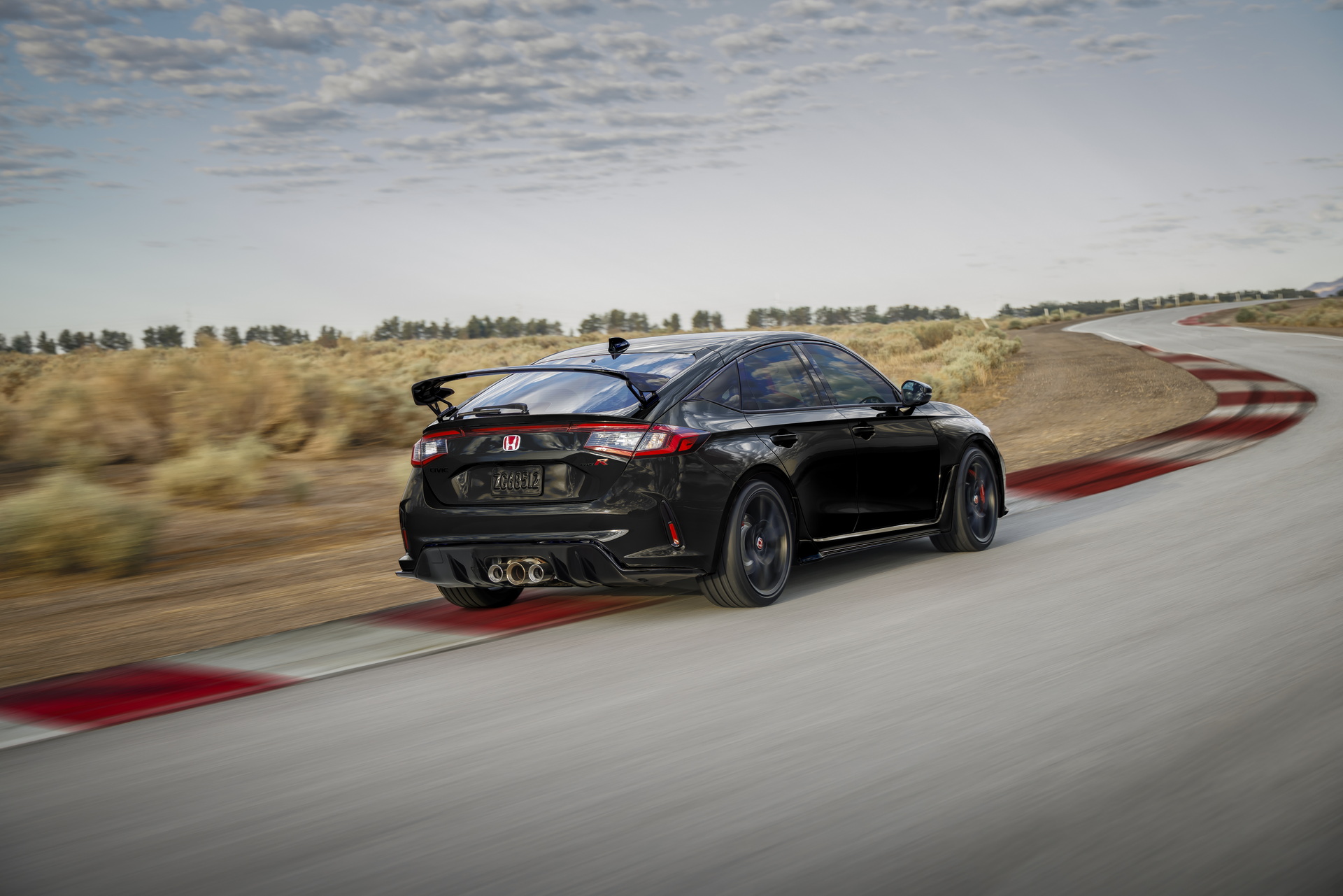 2023 Honda Civic Type R Makes 315 HP, Goes On Sale This Fall In The U.S.