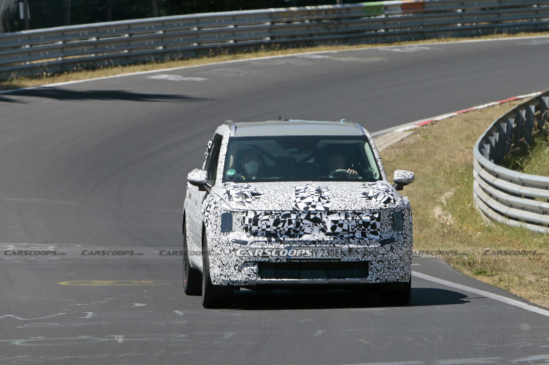 Here’s Our Best Look Yet At The 2024 Kia EV9 Electric Large SUV