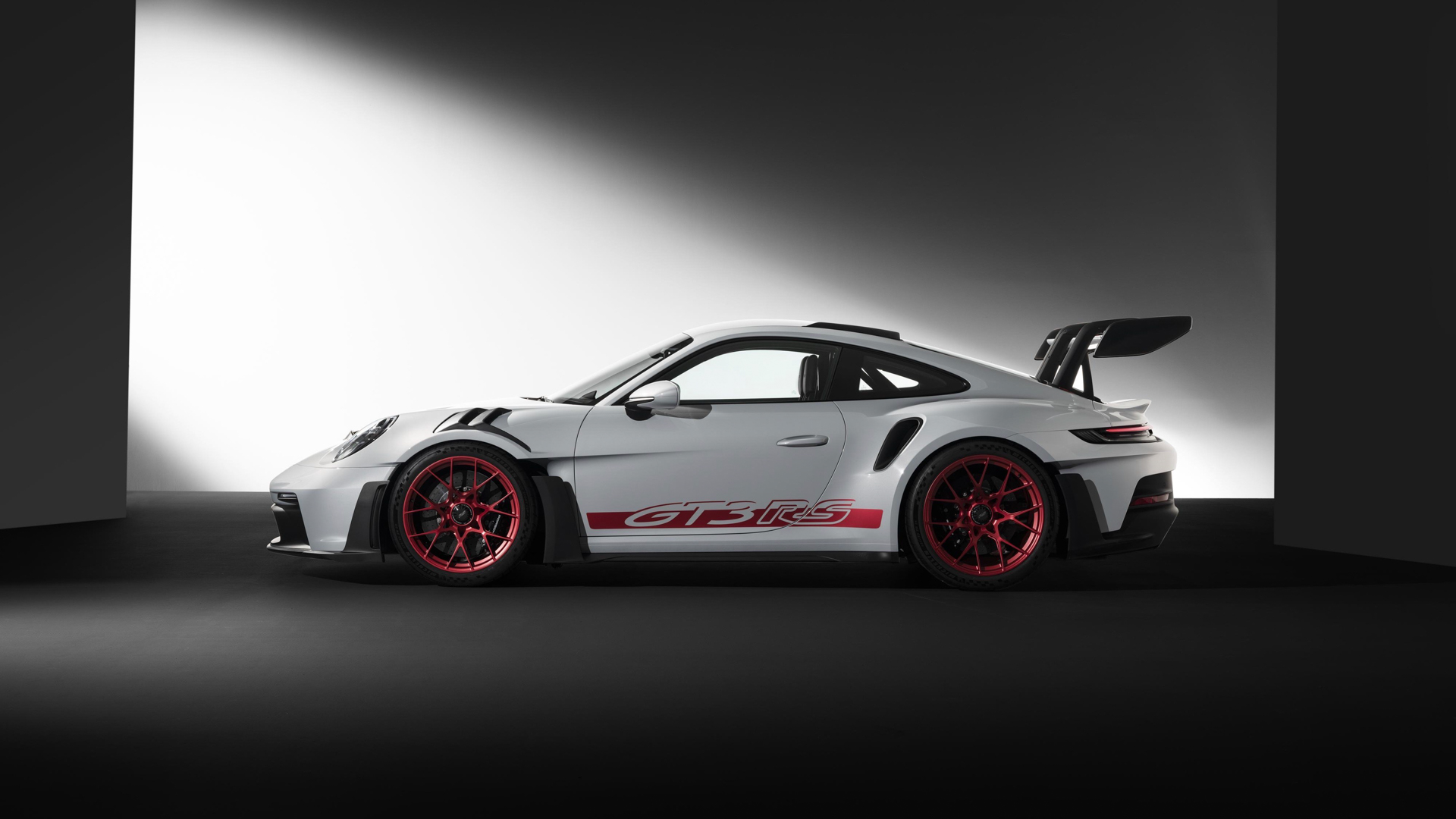 The 2023 Porsche 911 GT3 RS Is 518-HP Motorsport Car You Can Drive Down Main Street